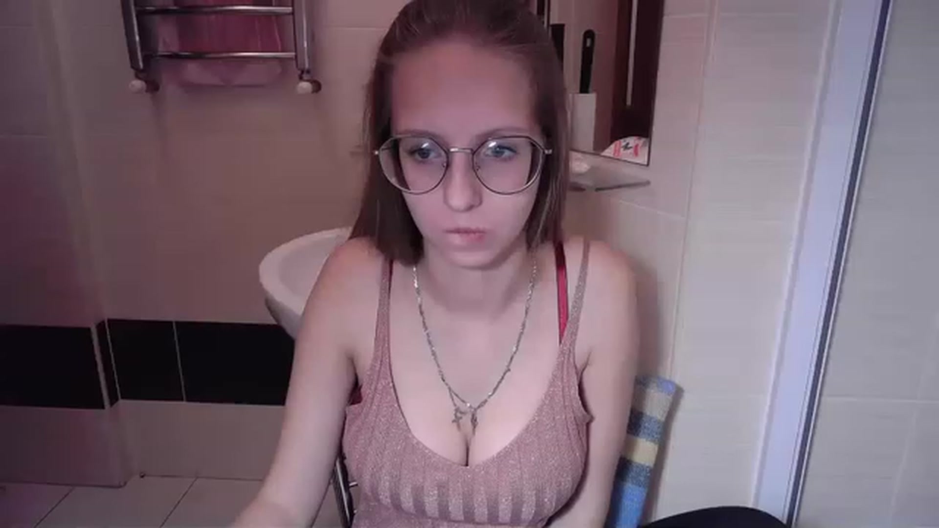 Gallery image thumbnail from Kristina_Adel's myfreecams stream on, 11/28/2022, 10:54 image 3 of 20