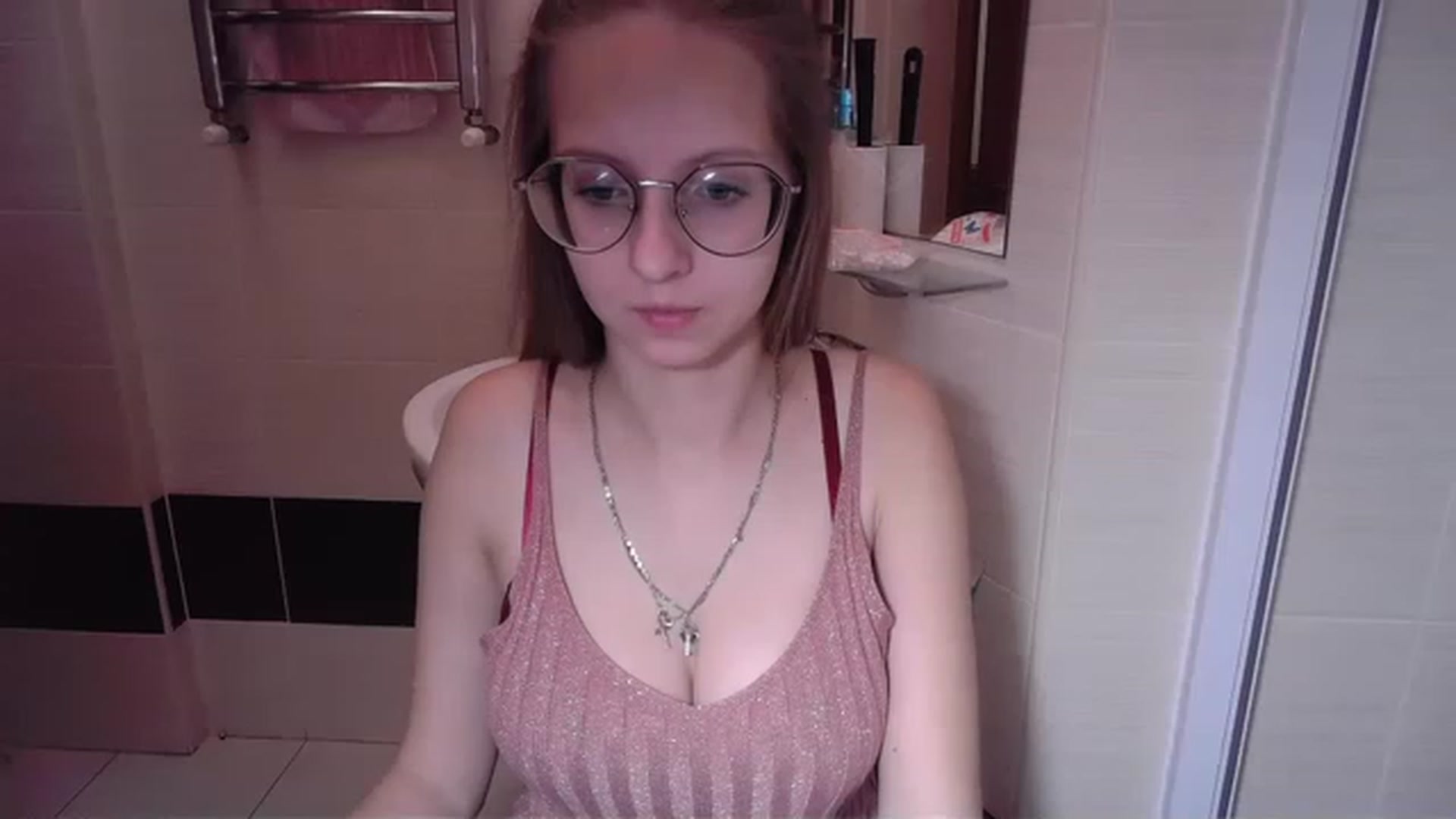 Gallery image thumbnail from Kristina_Adel's myfreecams stream on, 11/28/2022, 10:54 image 2 of 20