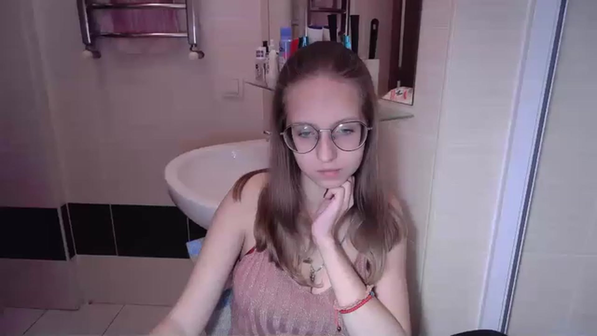 Gallery image thumbnail from Kristina_Adel's myfreecams stream on, 11/28/2022, 10:54 image 8 of 20