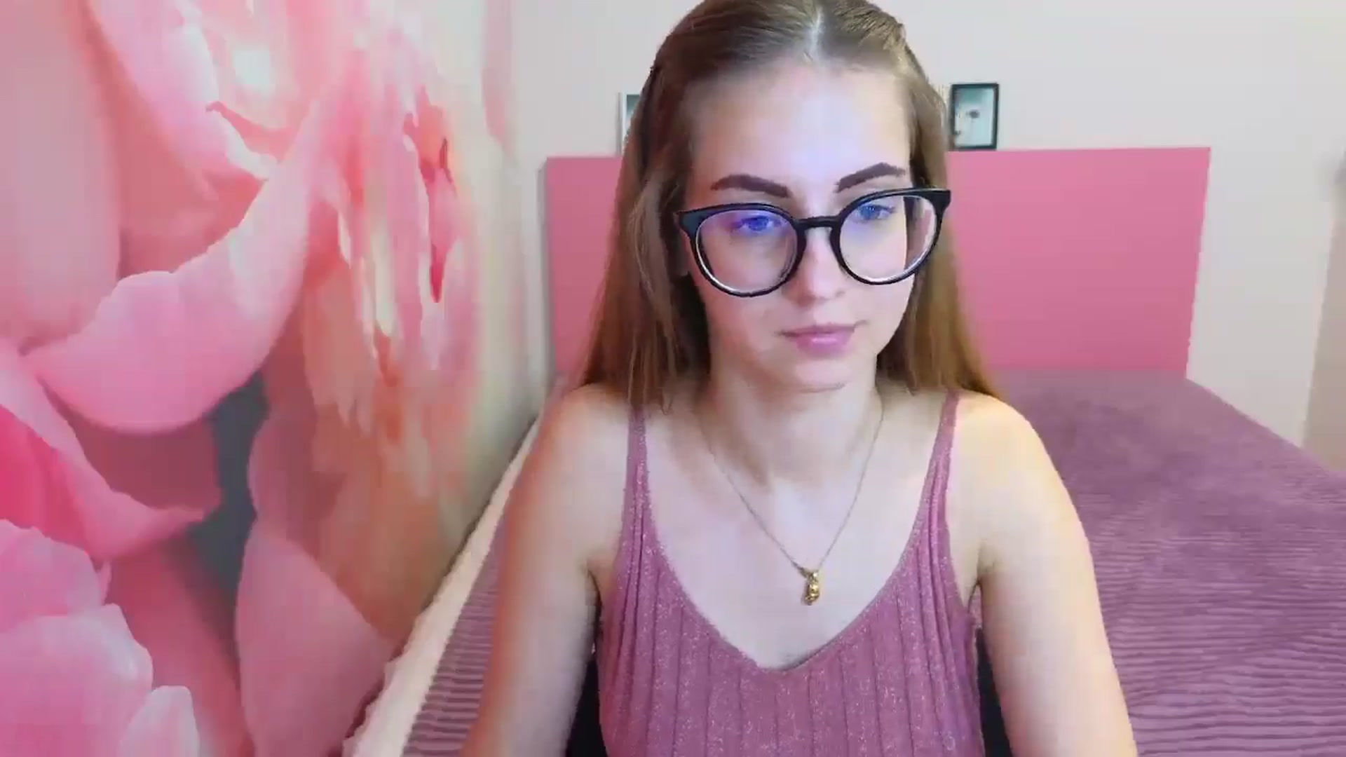 Gallery image thumbnail from Kristina_Adel's myfreecams stream on, 03/26/2025, 09:58 image 6 of 20
