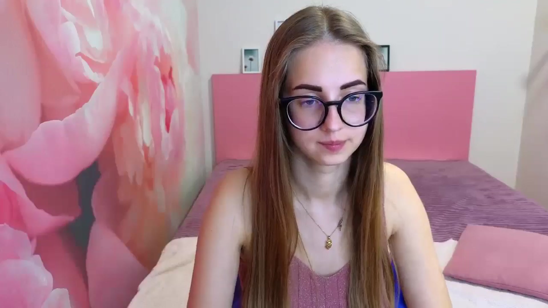 Gallery image thumbnail from Kristina_Adel's myfreecams stream on, 04/24/2025, 10:32 image 12 of 20