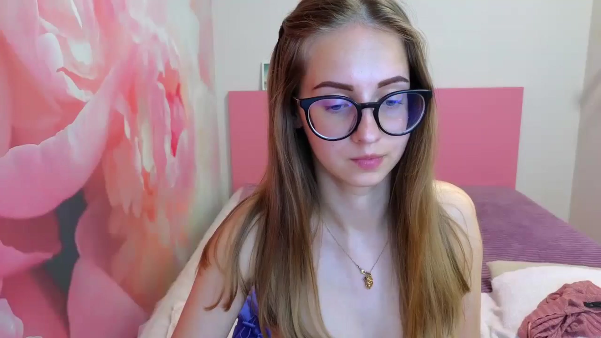 Gallery image thumbnail from Kristina_Adel's myfreecams stream on, 05/08/2025, 12:39 image 10 of 20