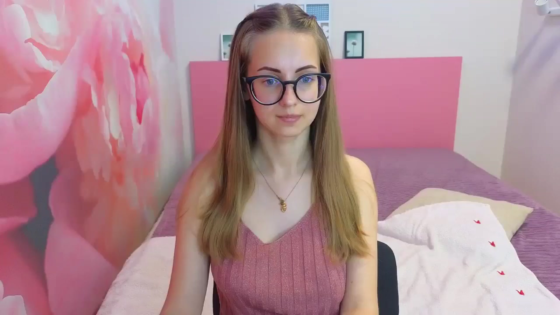 Gallery image thumbnail from Kristina_Adel's myfreecams stream on, 05/15/2025, 08:10 image 14 of 20