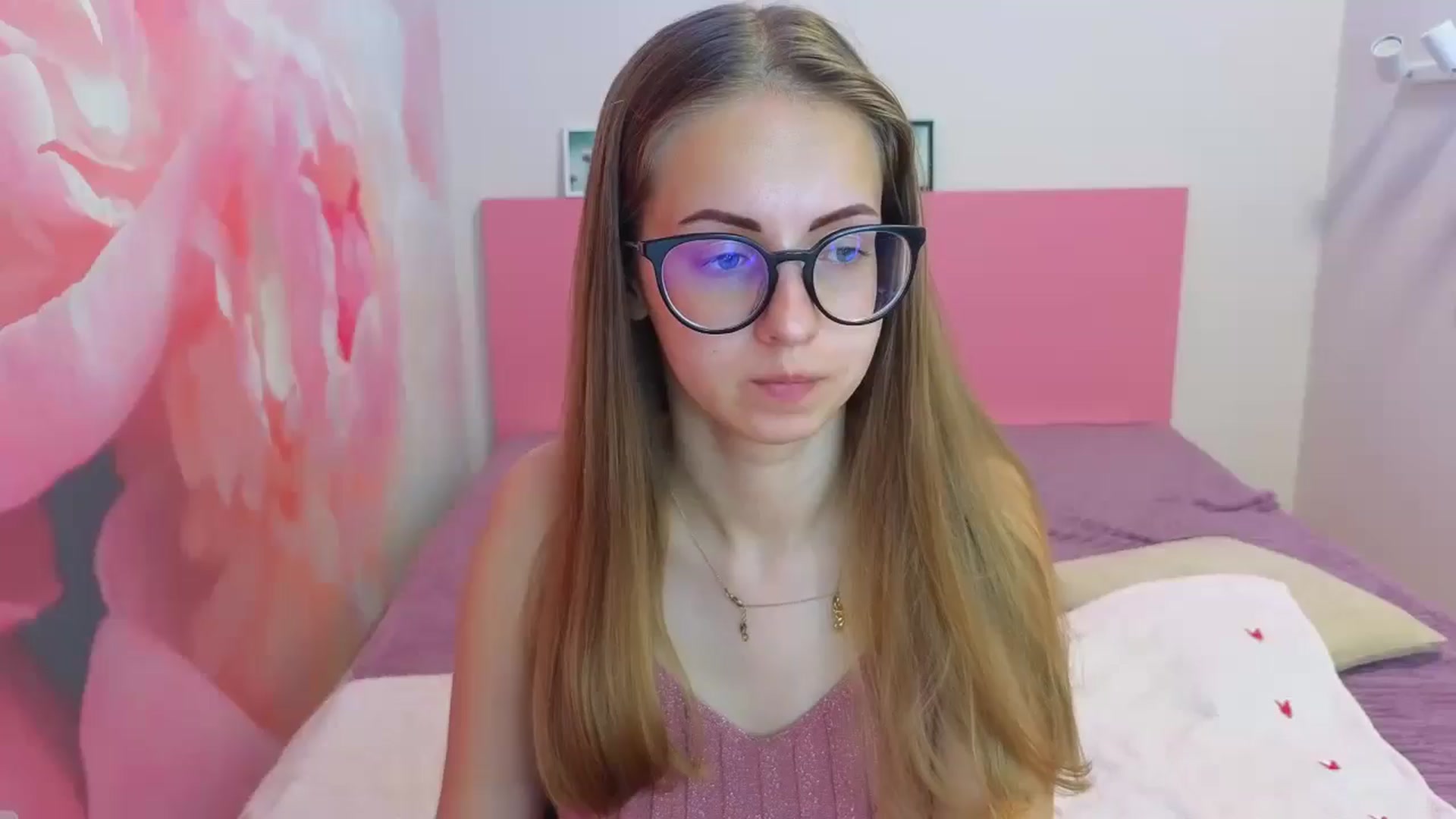 Gallery image thumbnail from Kristina_Adel's myfreecams stream on, 05/15/2025, 13:27 image 1 of 20