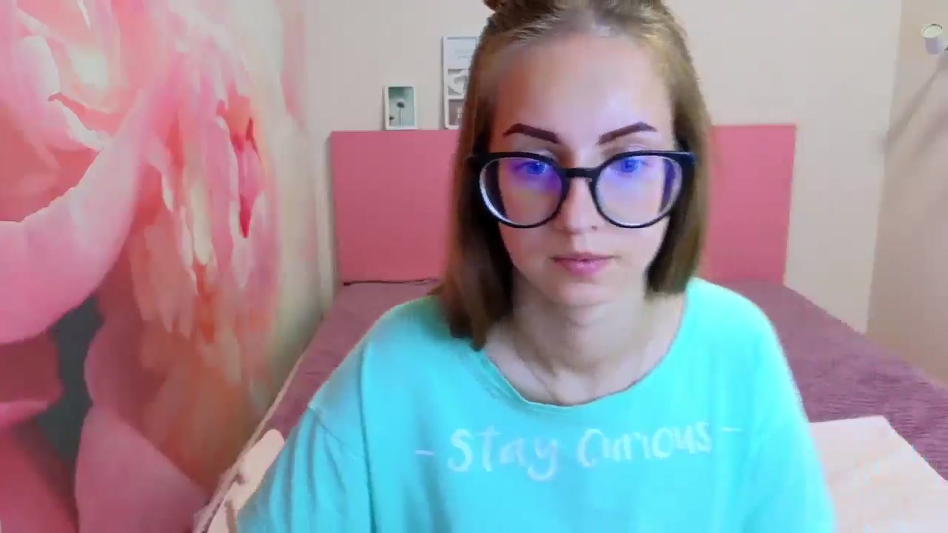 Gallery image thumbnail from Kristina_Adel's myfreecams stream on, 05/30/2025, 07:45 image 2 of 20