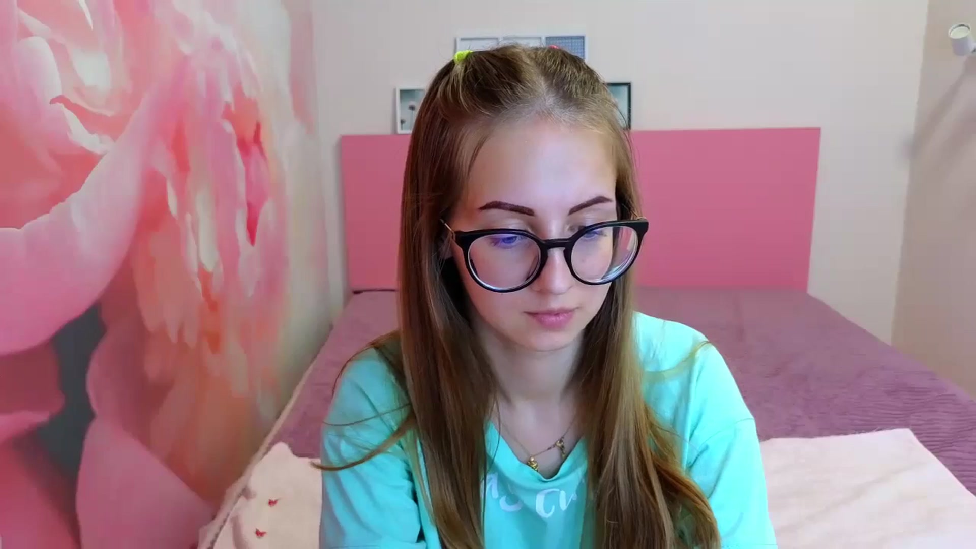 Gallery image thumbnail from Kristina_Adel's myfreecams stream on, 05/30/2025, 07:45 image 10 of 20