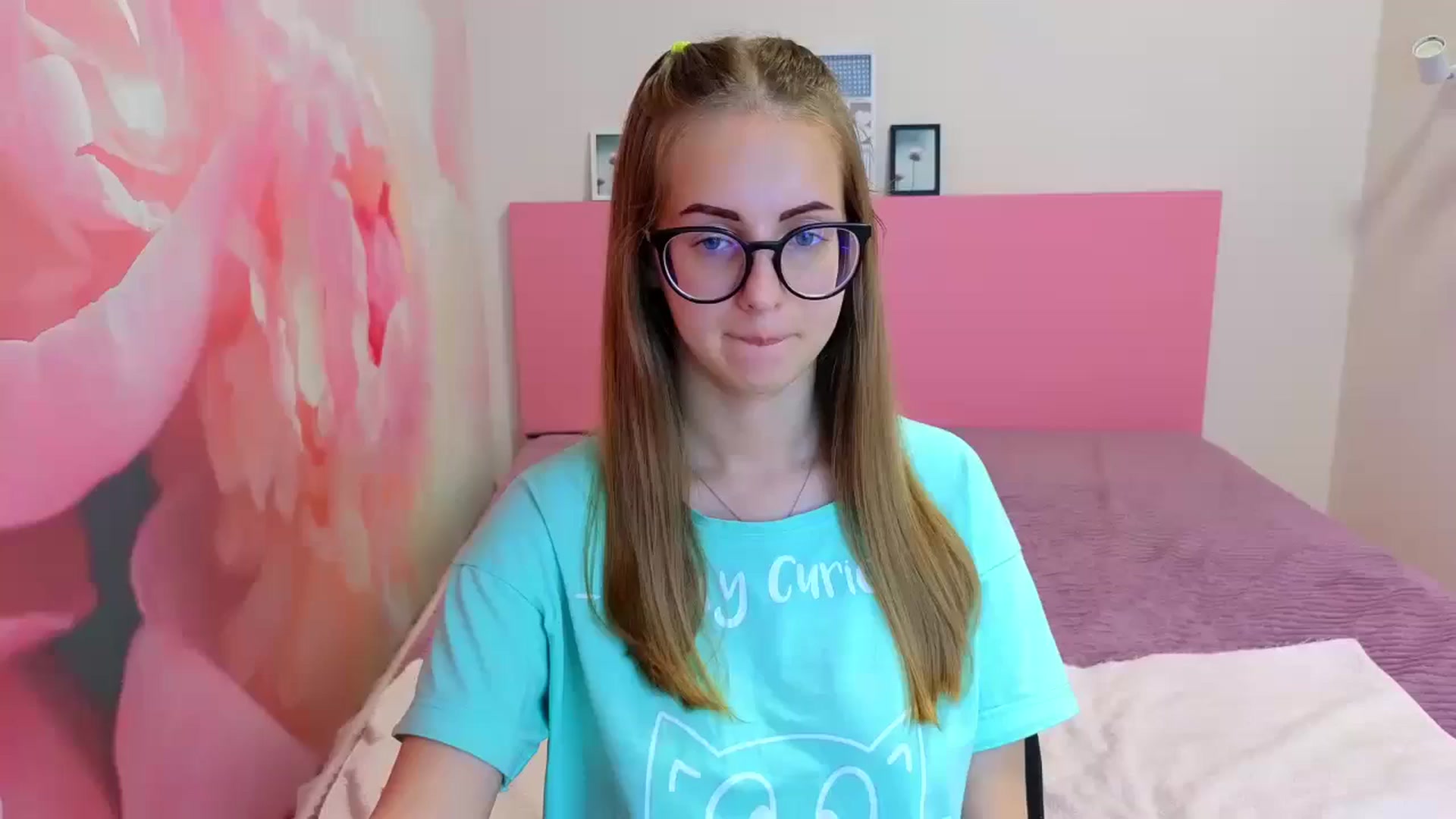 Gallery image thumbnail from Kristina_Adel's myfreecams stream on, 05/30/2025, 08:50 image 1 of 20