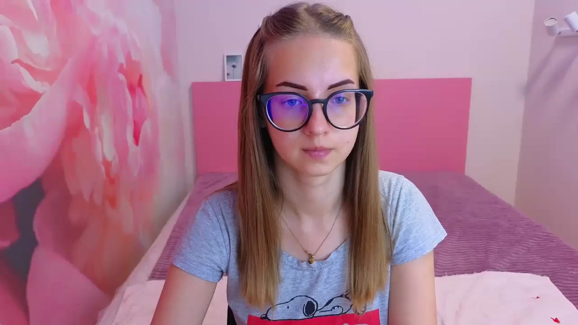 Gallery image thumbnail from Kristina_Adel's myfreecams stream on, 06/18/2025, 10:13 image 10 of 20