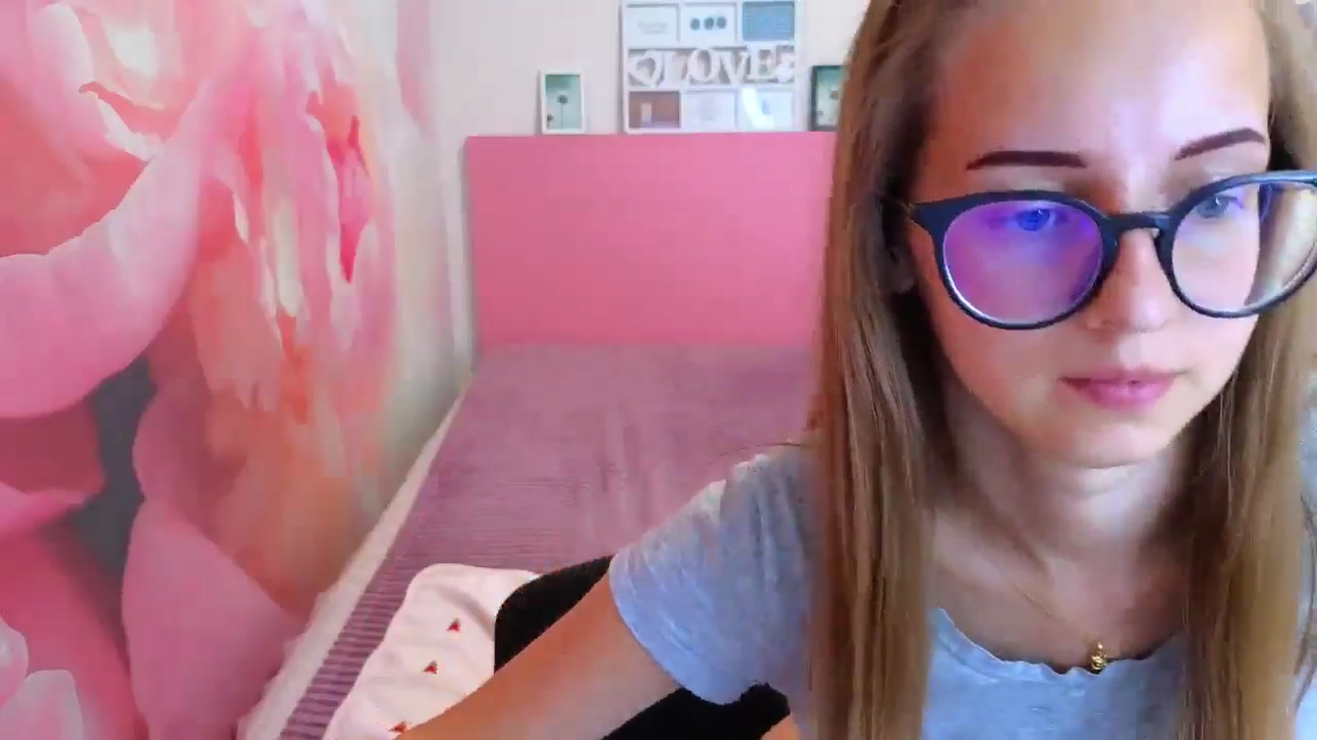 Gallery image thumbnail from Kristina_Adel's myfreecams stream on, 07/07/2025, 08:45 image 3 of 20