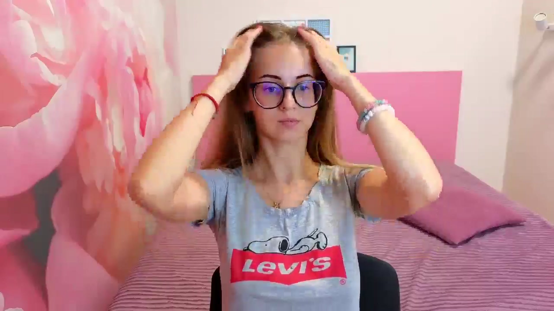 Gallery image thumbnail from Kristina_Adel's myfreecams stream on, 07/24/2025, 09:46 image 4 of 20