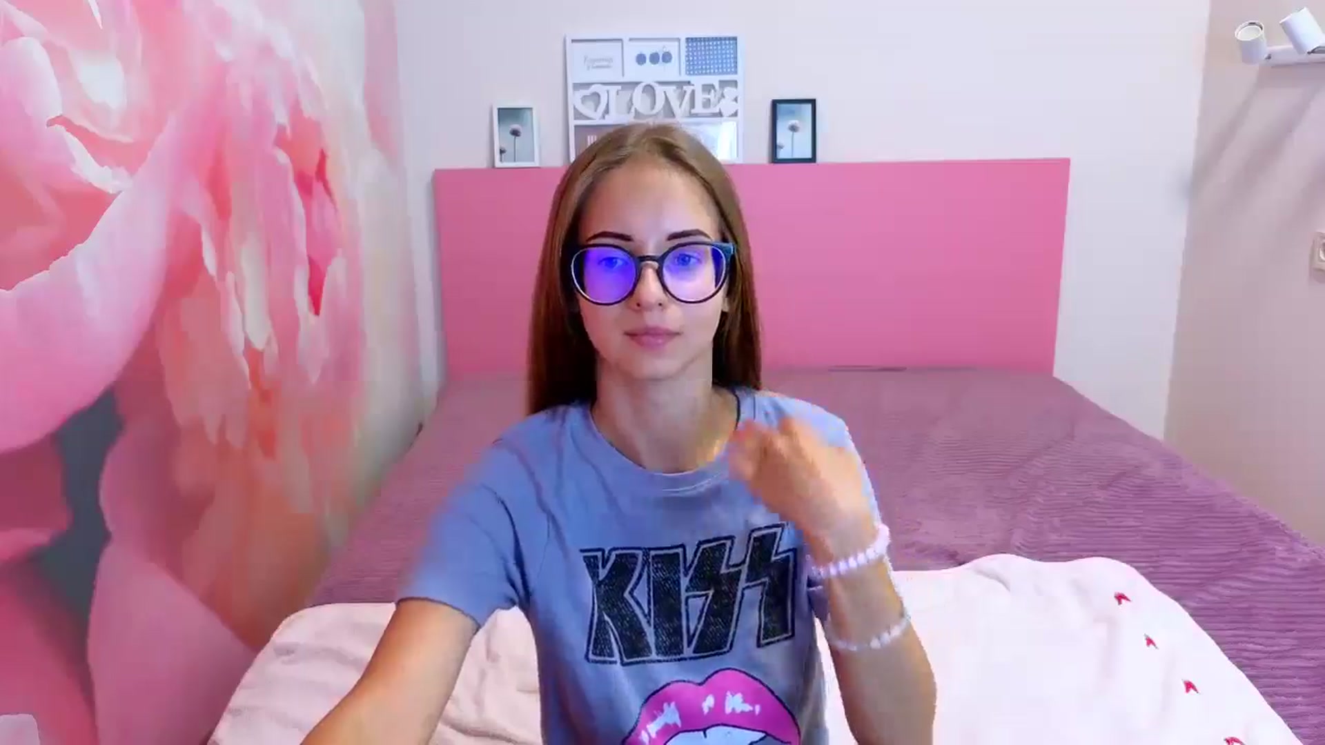 Gallery image thumbnail from Kristina_Adel's myfreecams stream on, 07/30/2025, 08:58 image 8 of 20