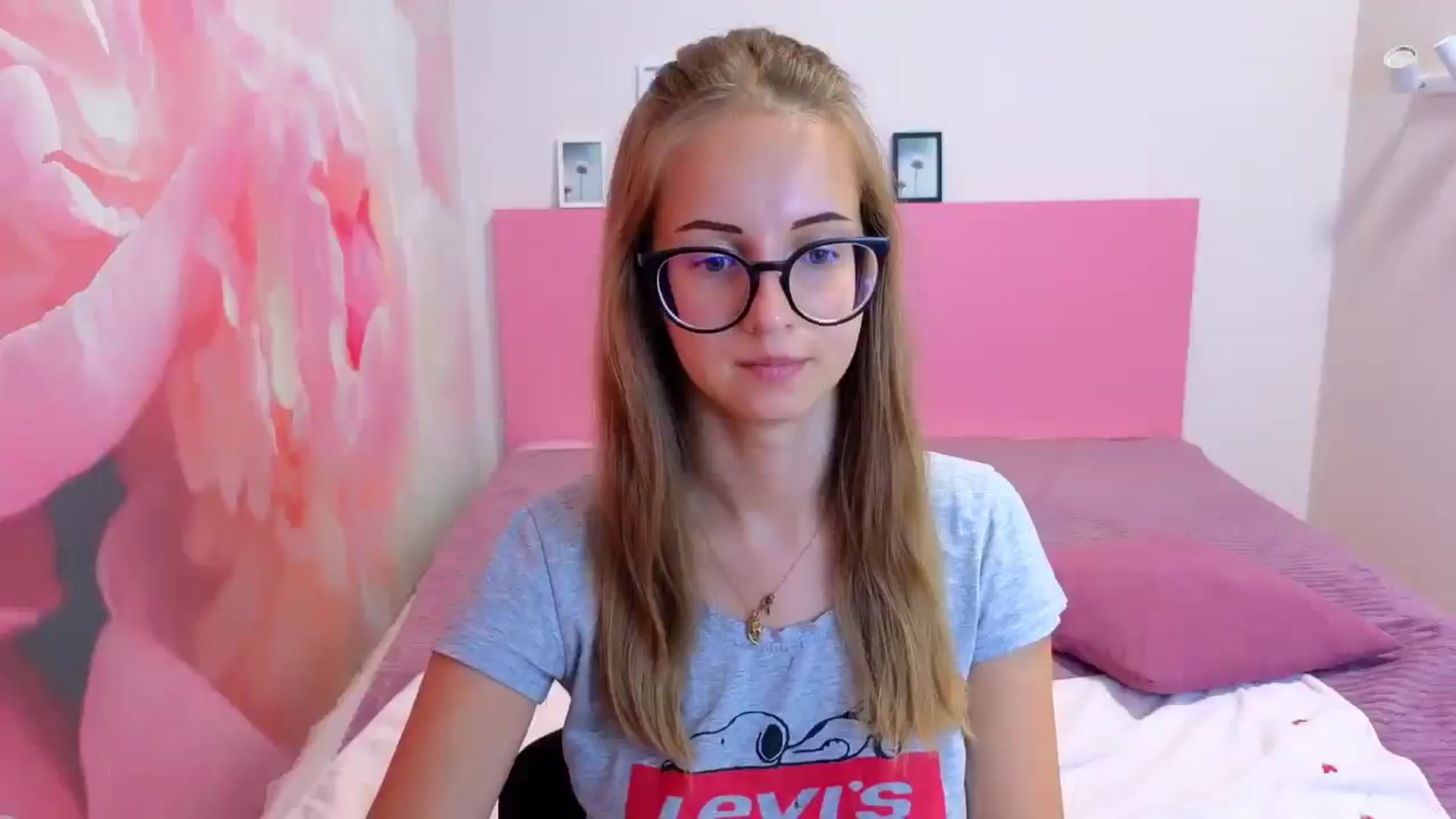Gallery image thumbnail from Kristina_Adel's myfreecams stream on, 08/21/2025, 10:58 image 3 of 20
