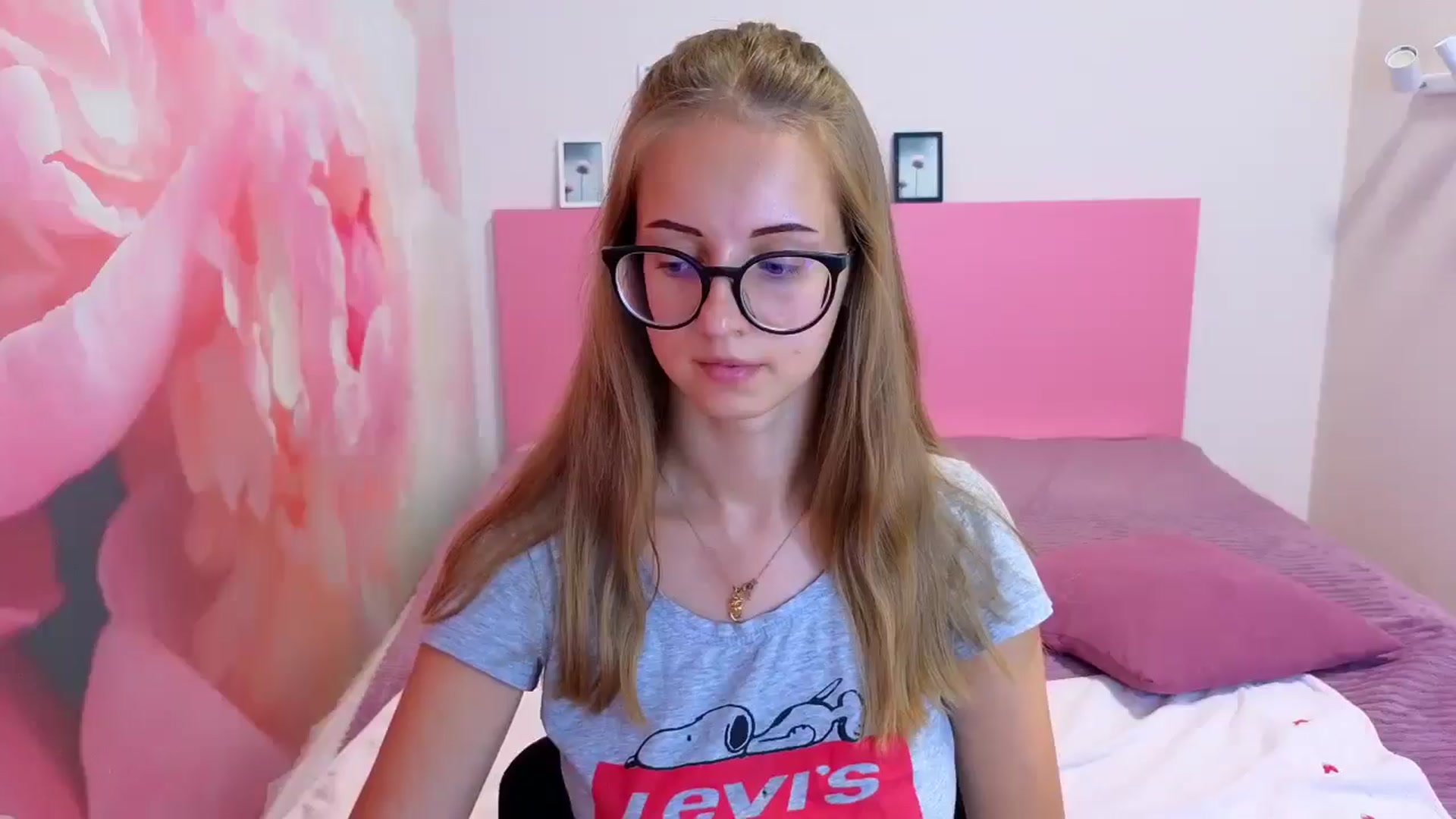 Gallery image thumbnail from Kristina_Adel's myfreecams stream on, 08/21/2025, 10:58 image 10 of 20