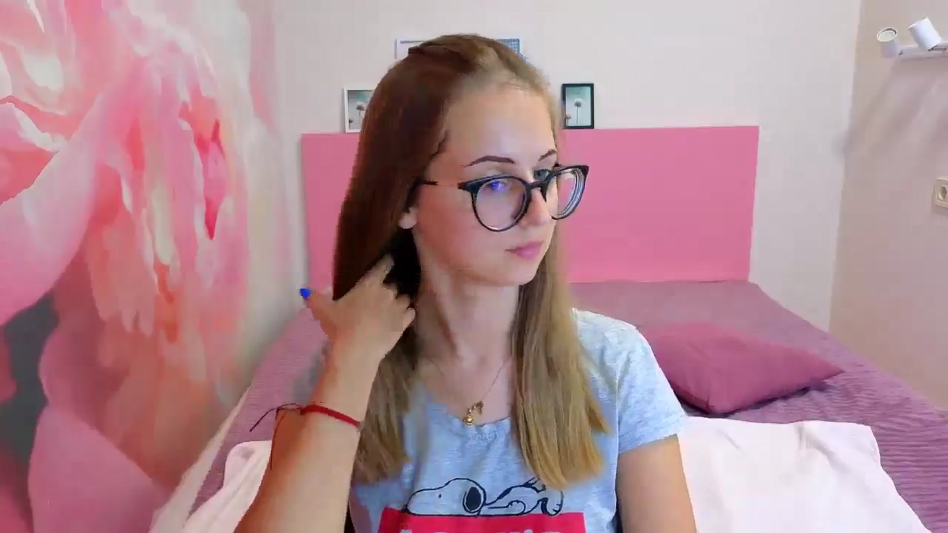 Gallery image thumbnail from Kristina_Adel's myfreecams stream on, 08/21/2025, 14:22 image 3 of 20