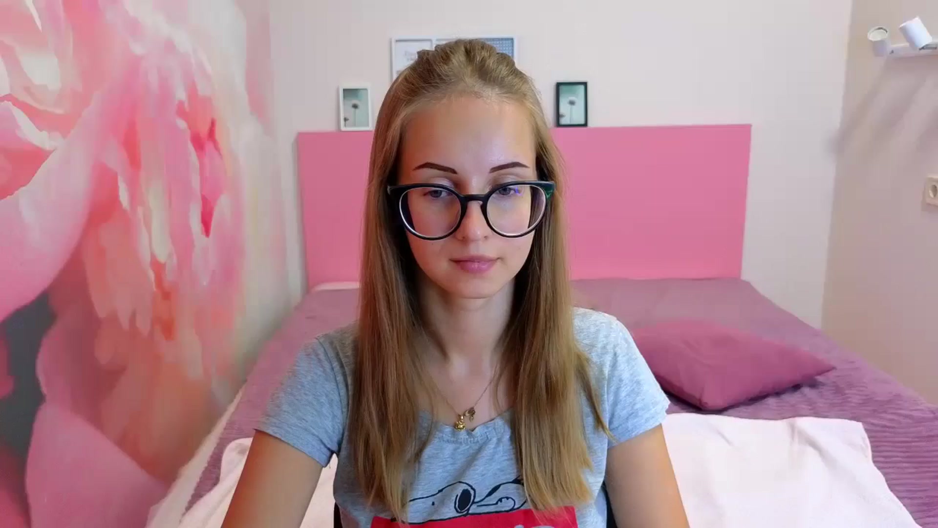 Gallery image thumbnail from Kristina_Adel's myfreecams stream on, 08/21/2025, 14:22 image 7 of 20