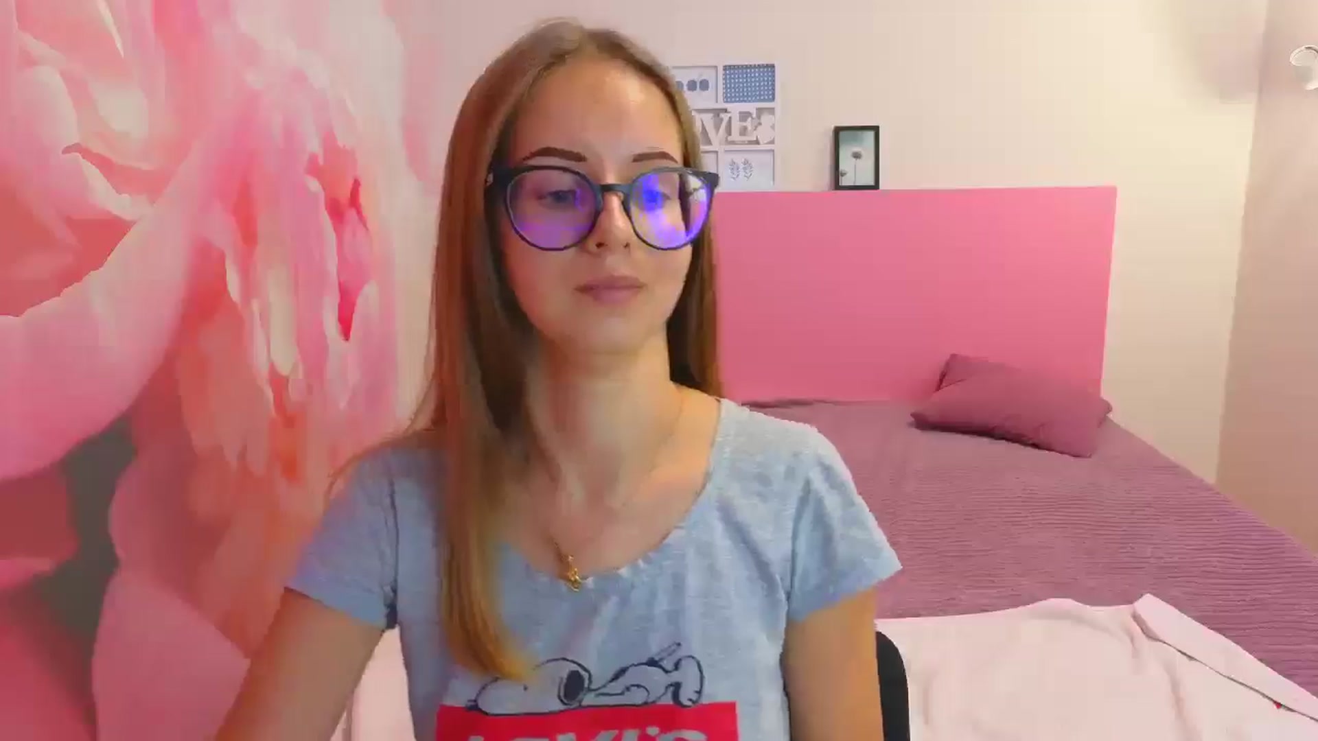Gallery image thumbnail from Kristina_Adel's myfreecams stream on, 08/27/2025, 07:56 image 9 of 20