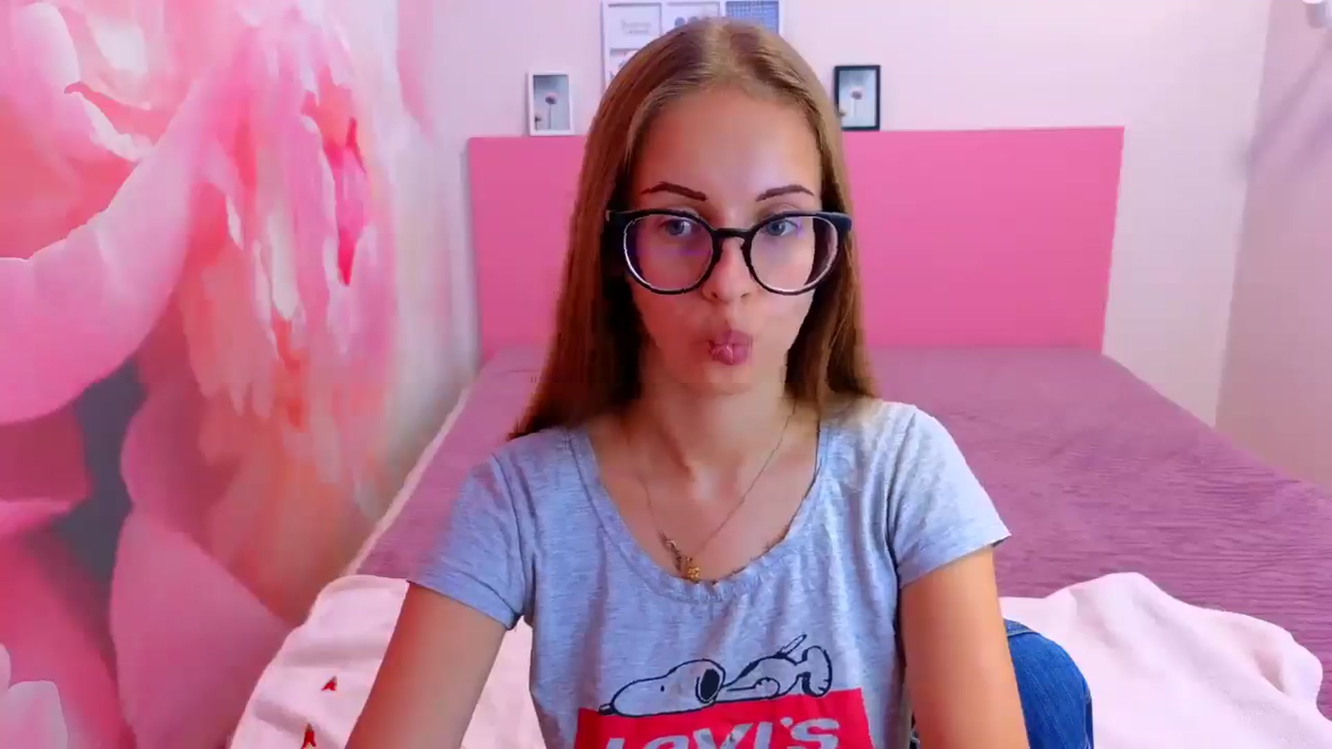 Gallery image thumbnail from Kristina_Adel's myfreecams stream on, 09/03/2025, 09:18 image 13 of 20