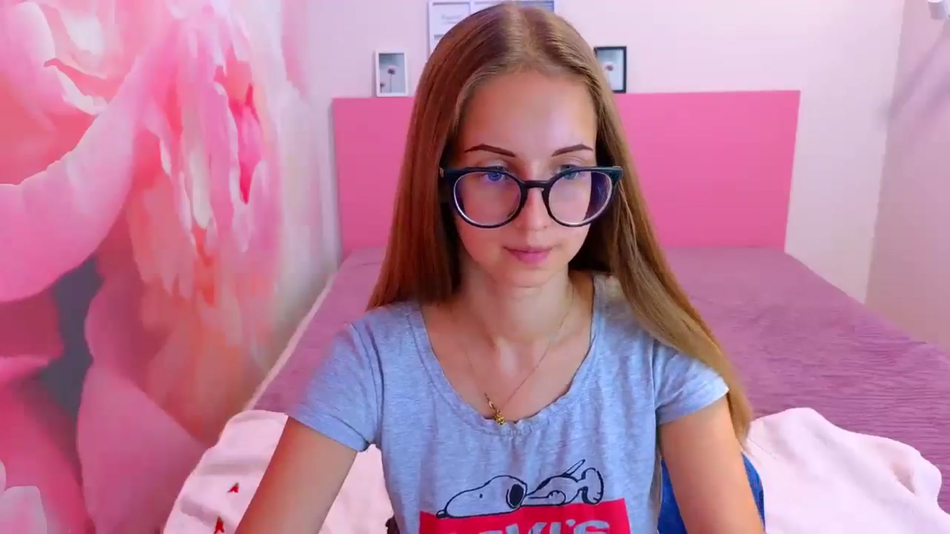 Gallery image thumbnail from Kristina_Adel's myfreecams stream on, 09/03/2025, 09:18 image 19 of 20