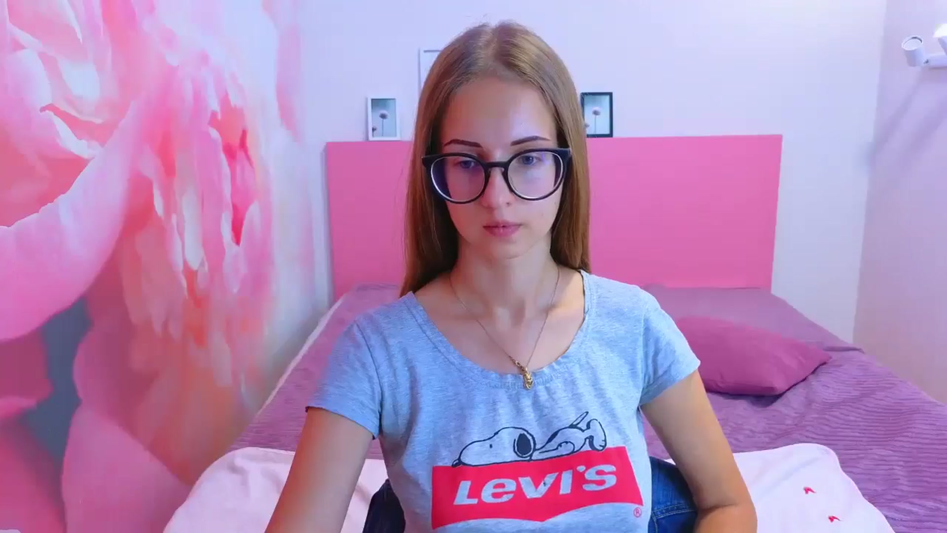 Gallery image thumbnail from Kristina_Adel's myfreecams stream on, 09/06/2025, 09:41 image 7 of 20
