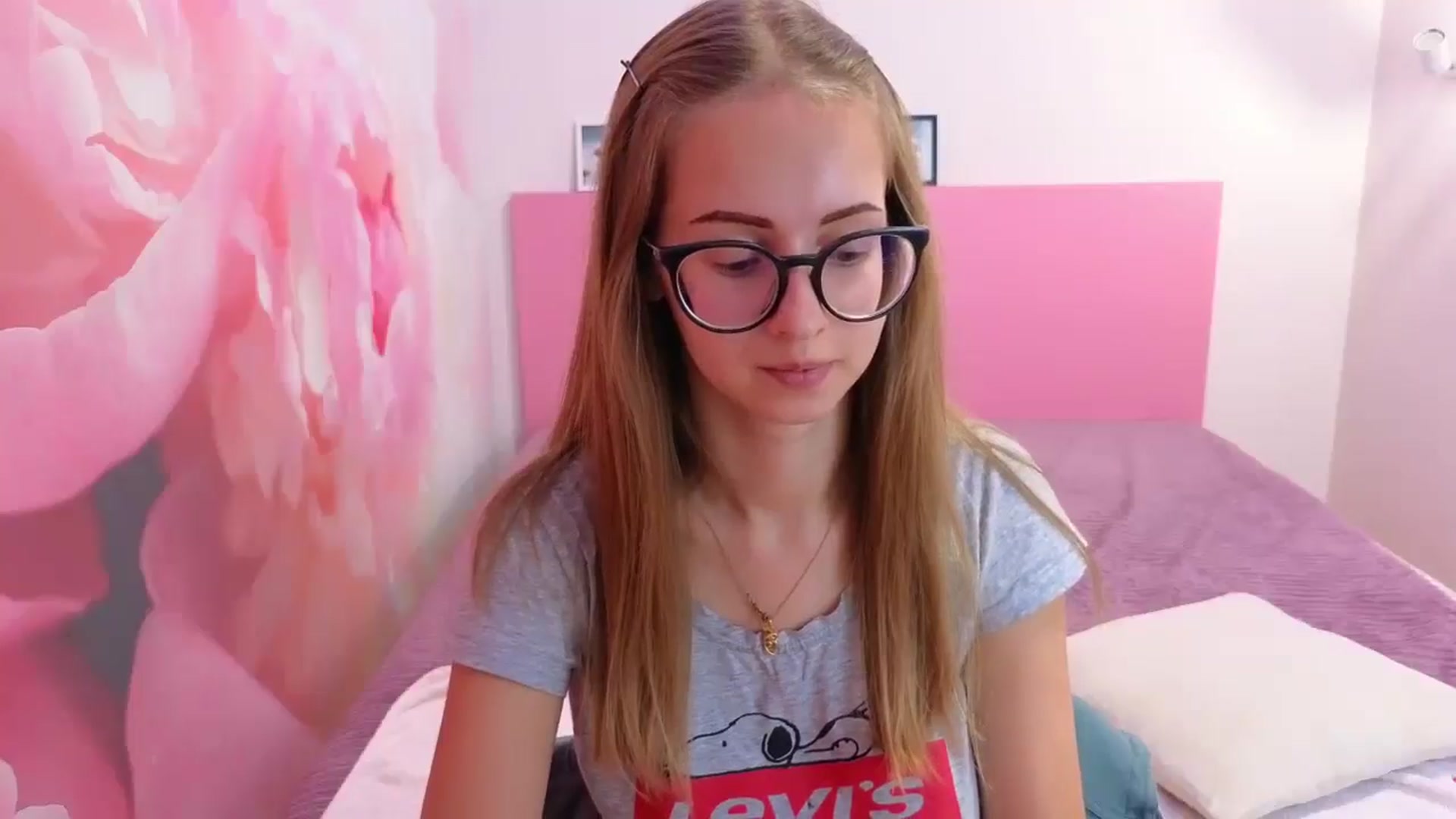 Gallery image thumbnail from Kristina_Adel's myfreecams stream on, 09/24/2025, 10:12 image 5 of 20