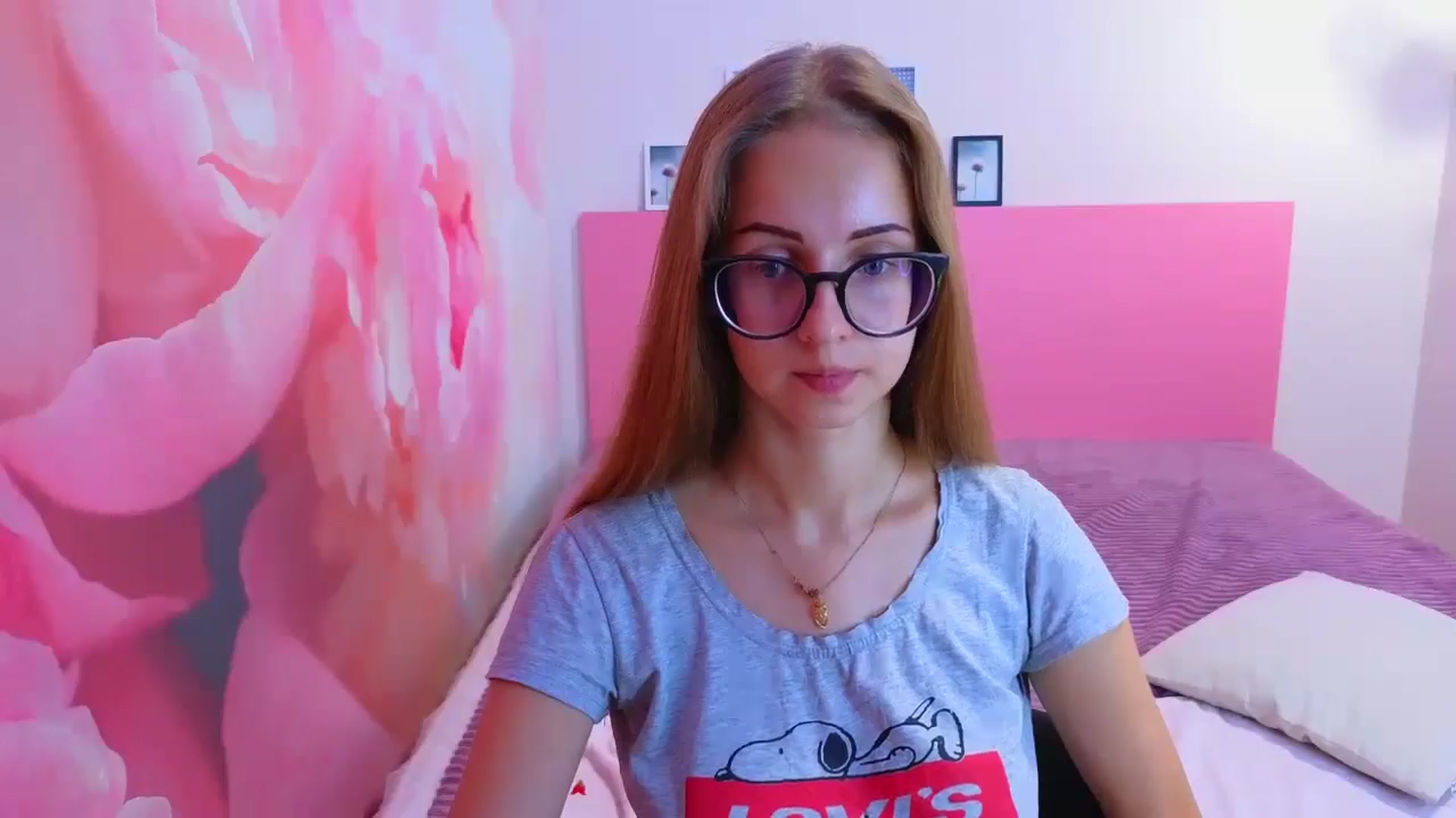 Gallery image thumbnail from Kristina_Adel's myfreecams stream on, 10/06/2025, 10:47 image 13 of 20