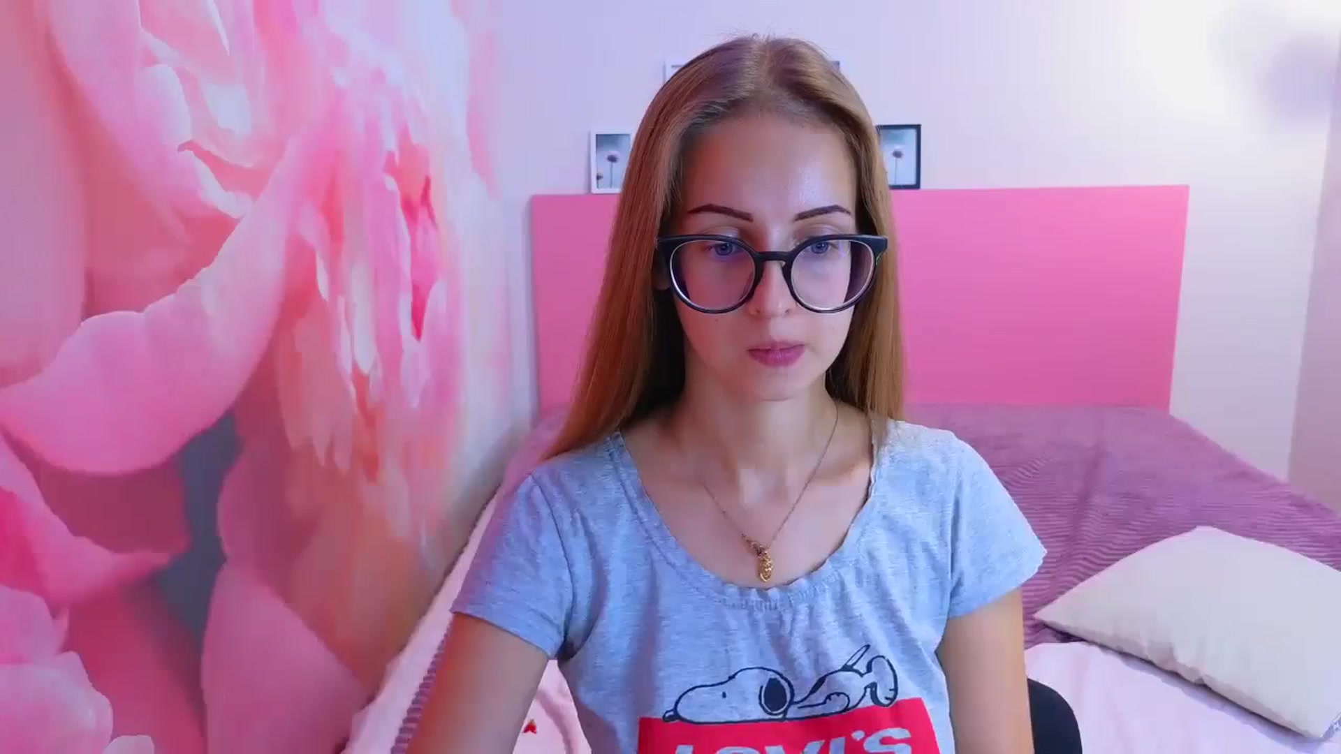 Gallery image thumbnail from Kristina_Adel's myfreecams stream on, 10/06/2025, 10:47 image 2 of 20