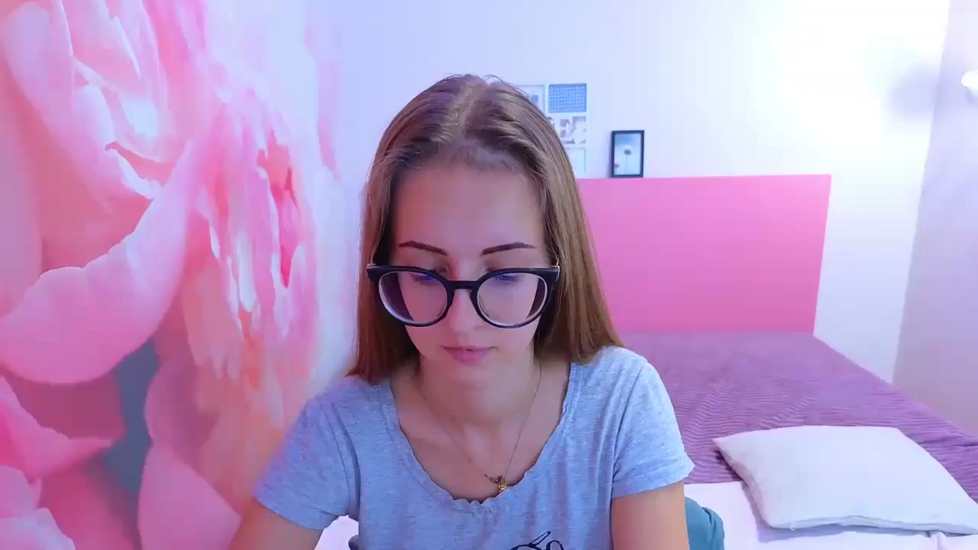 Gallery image thumbnail from Kristina_Adel's myfreecams stream on, 10/16/2025, 11:22 image 8 of 20