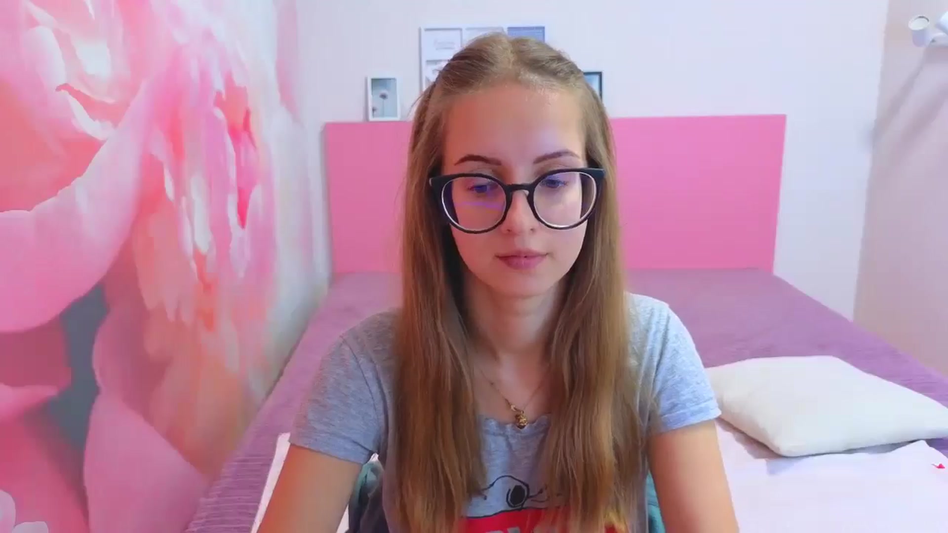Gallery image thumbnail from Kristina_Adel's myfreecams stream on, 11/05/2025, 10:21 image 6 of 20