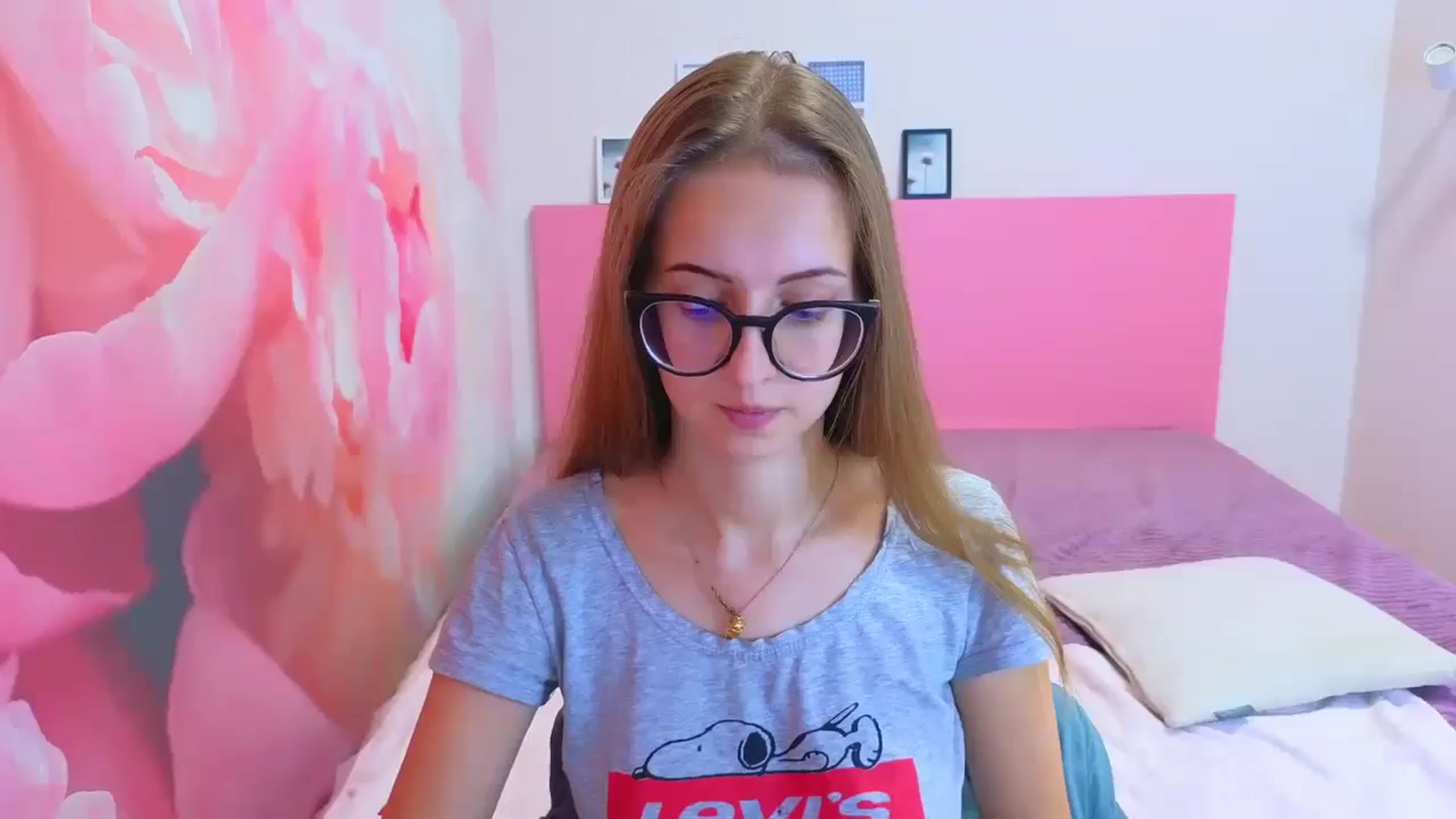 Gallery image thumbnail from Kristina_Adel's myfreecams stream on, 11/07/2025, 08:56 image 9 of 20