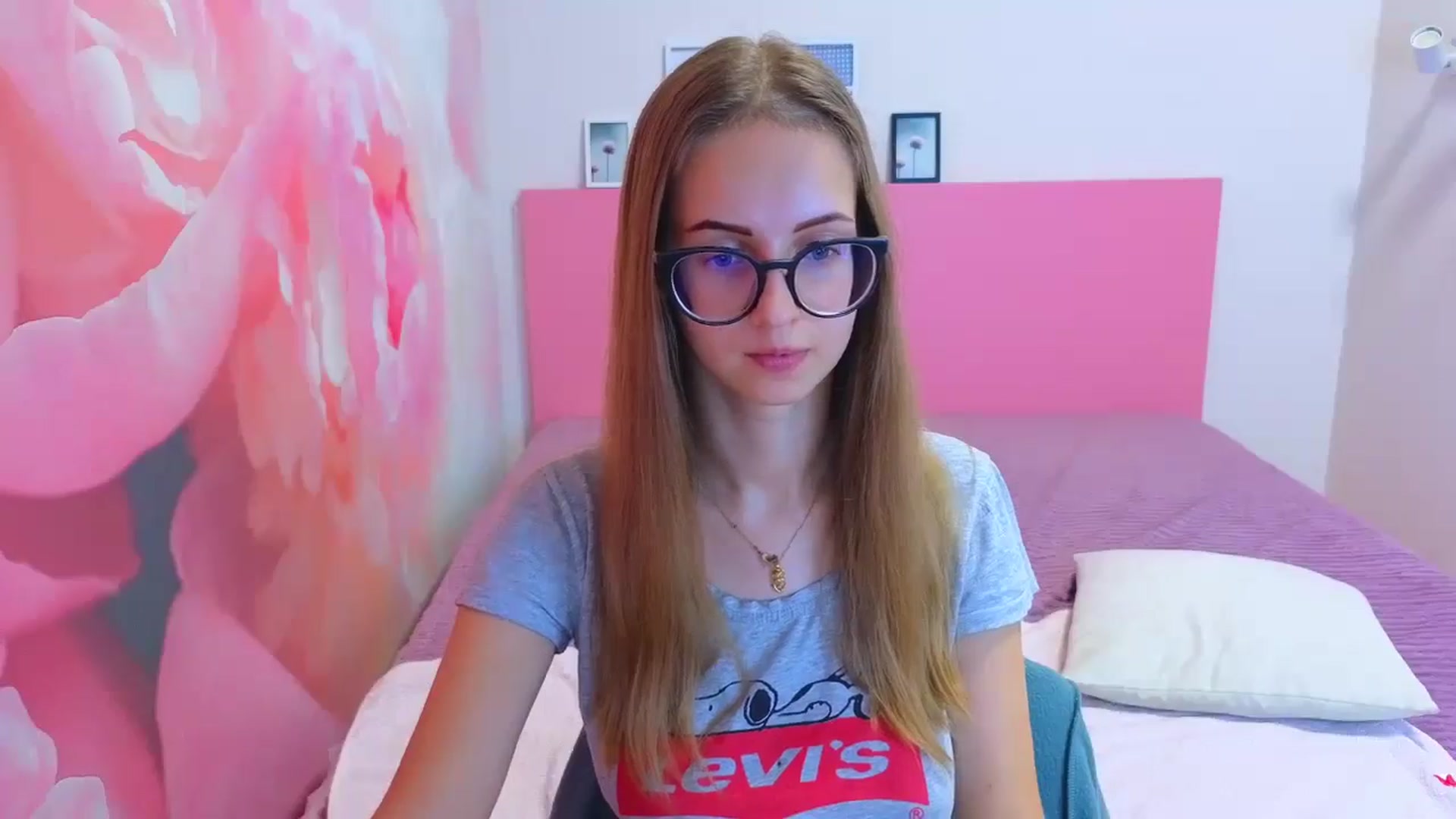 Gallery image thumbnail from Kristina_Adel's myfreecams stream on, 11/10/2025, 09:33 image 16 of 20