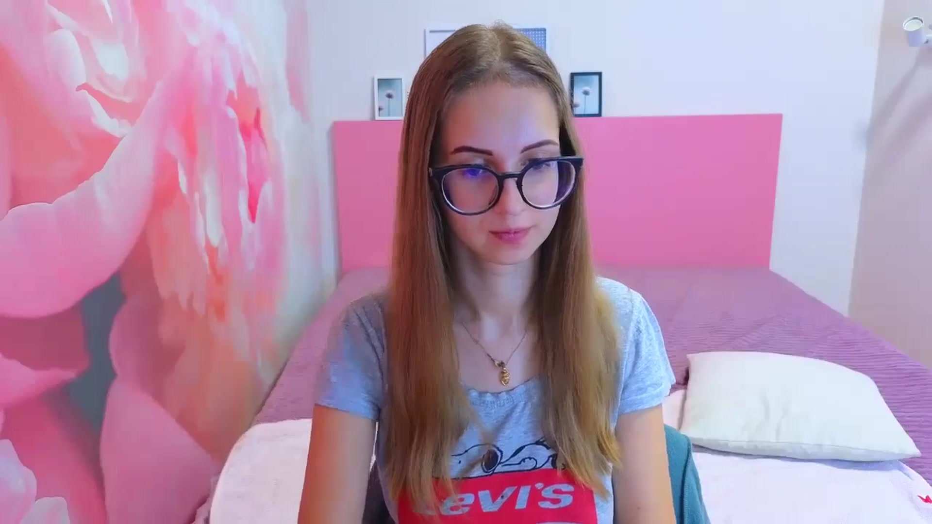 Gallery image thumbnail from Kristina_Adel's myfreecams stream on, 11/10/2025, 09:33 image 18 of 20