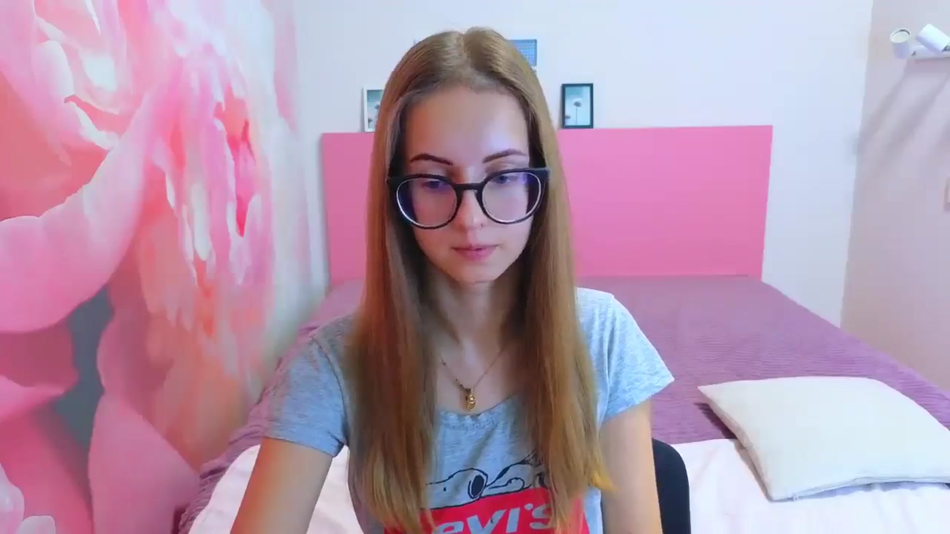 Gallery image thumbnail from Kristina_Adel's myfreecams stream on, 11/13/2025, 15:11 image 16 of 20