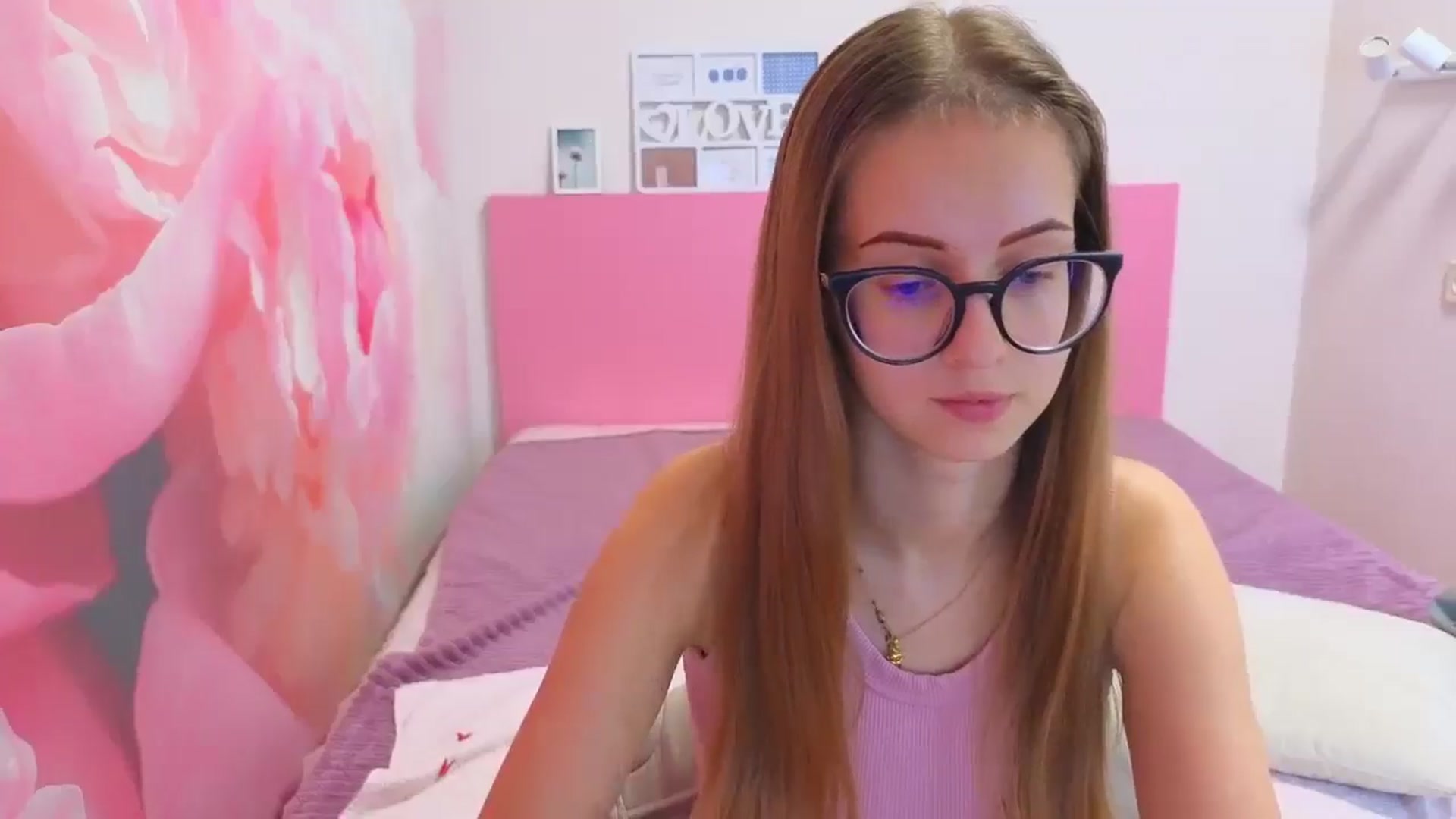 Gallery image thumbnail from Kristina_Adel's myfreecams stream on, 11/28/2025, 11:43 image 5 of 20