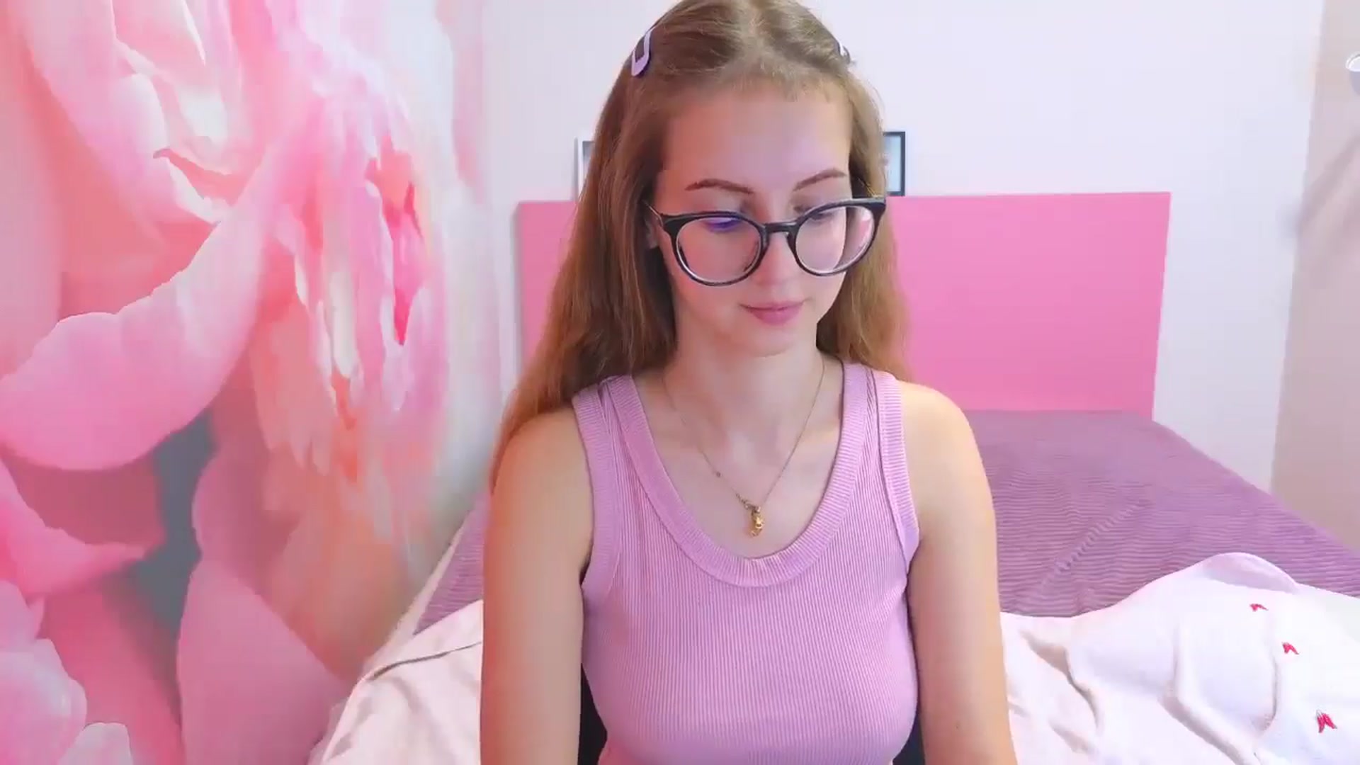 Gallery image thumbnail from Kristina_Adel's myfreecams stream on, 12/05/2025, 08:02 image 14 of 20