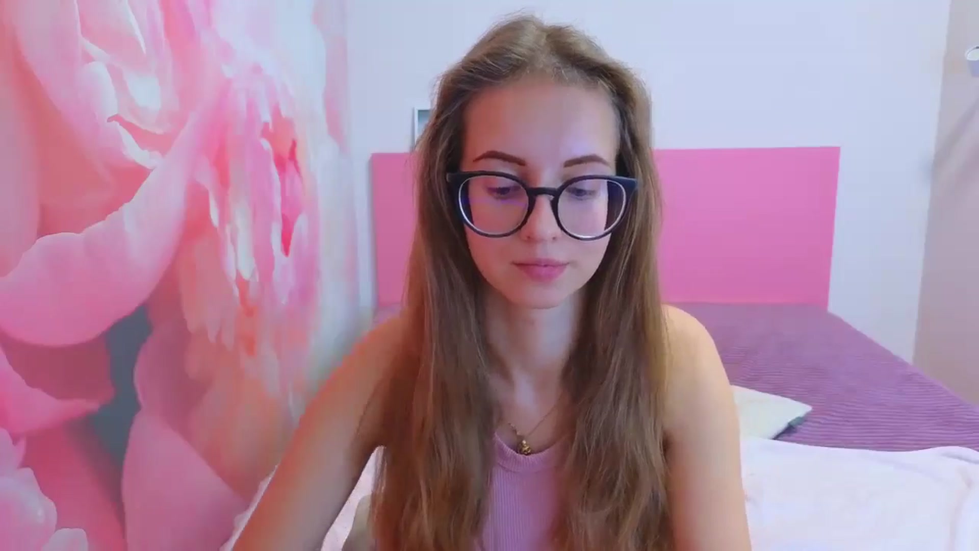 Gallery image thumbnail from Kristina_Adel's myfreecams stream on, 12/19/2025, 11:56 image 6 of 20