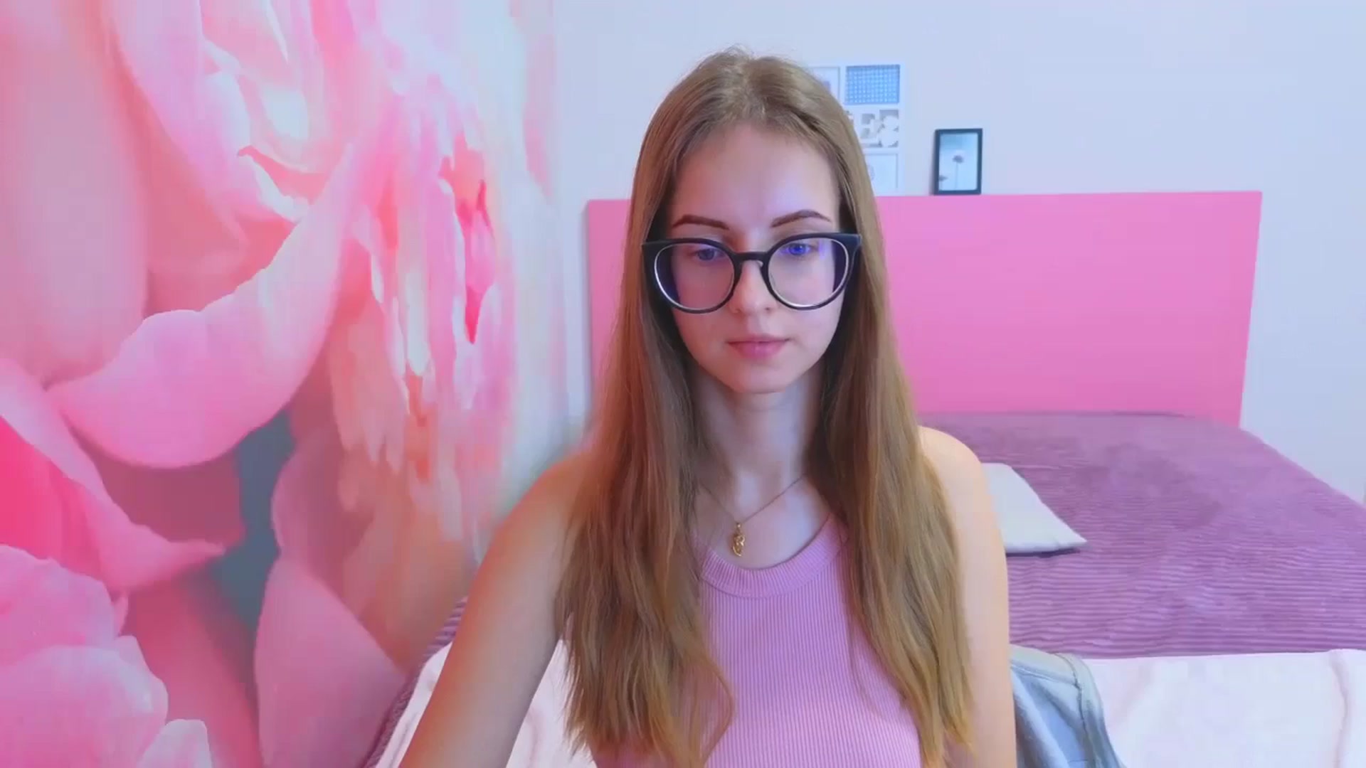 Gallery image thumbnail from Kristina_Adel's myfreecams stream on, 01/09/2026, 09:50 image 11 of 20