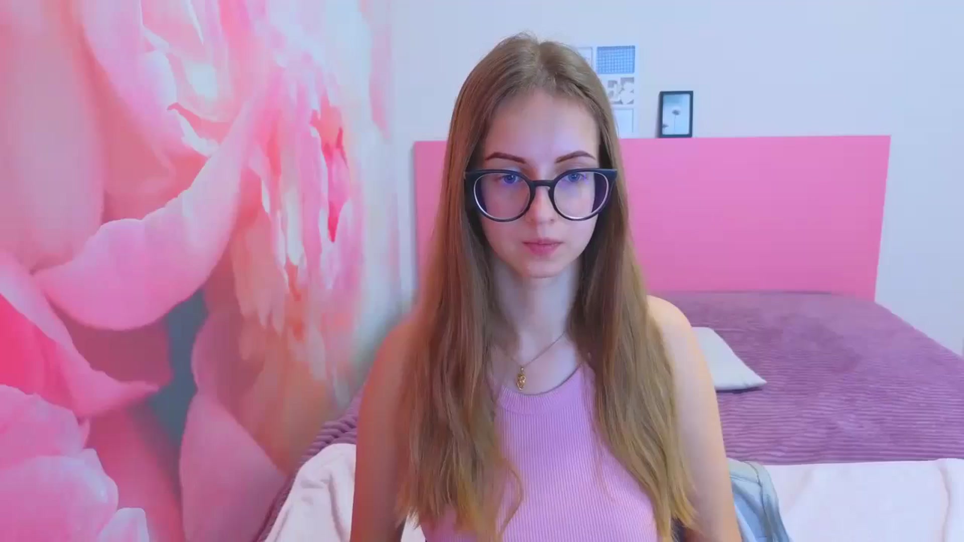 Gallery image thumbnail from Kristina_Adel's myfreecams stream on, 01/09/2026, 09:50 image 14 of 20