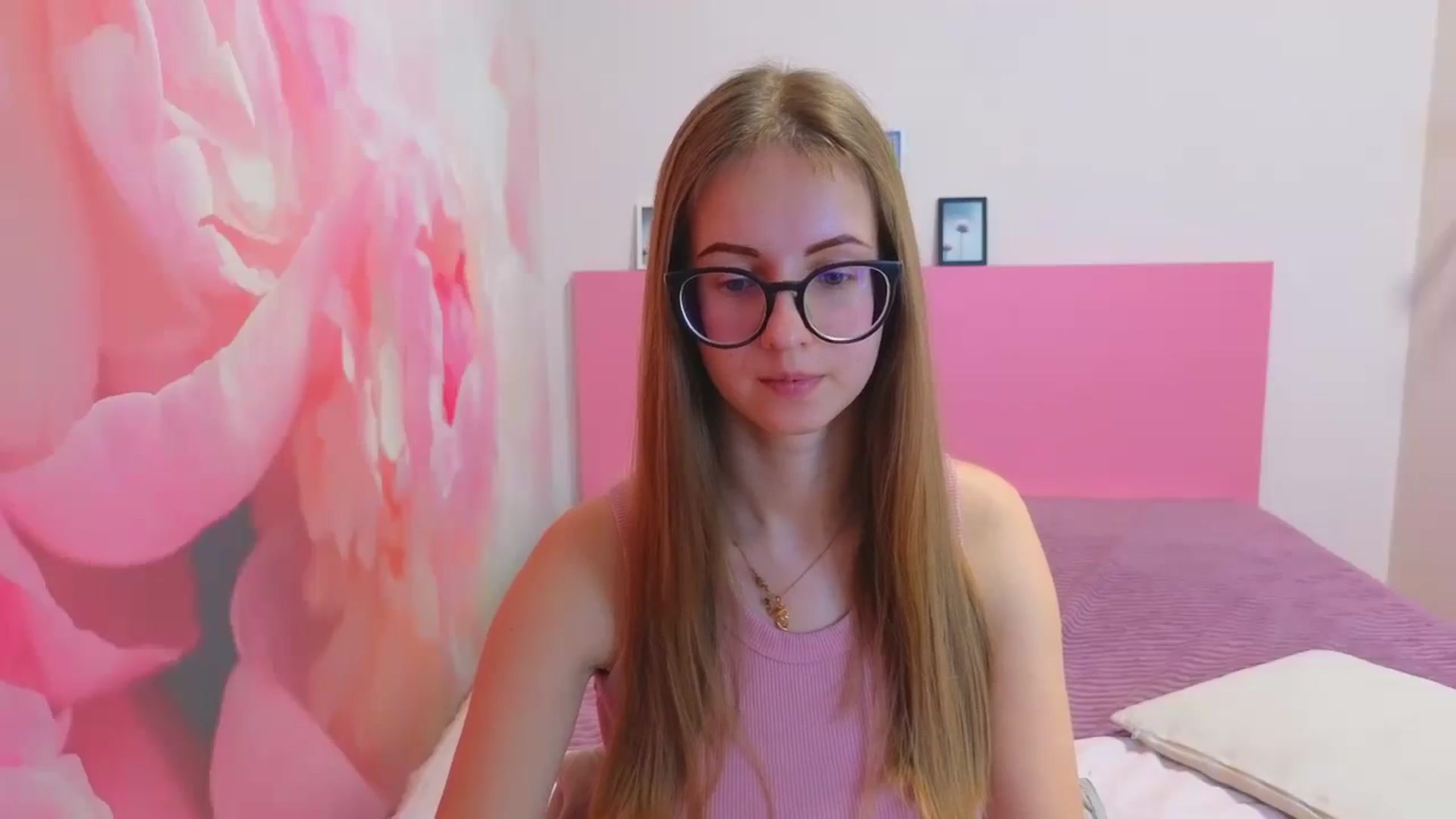 Gallery image thumbnail from Kristina_Adel's myfreecams stream on, 01/12/2026, 10:58 image 20 of 20