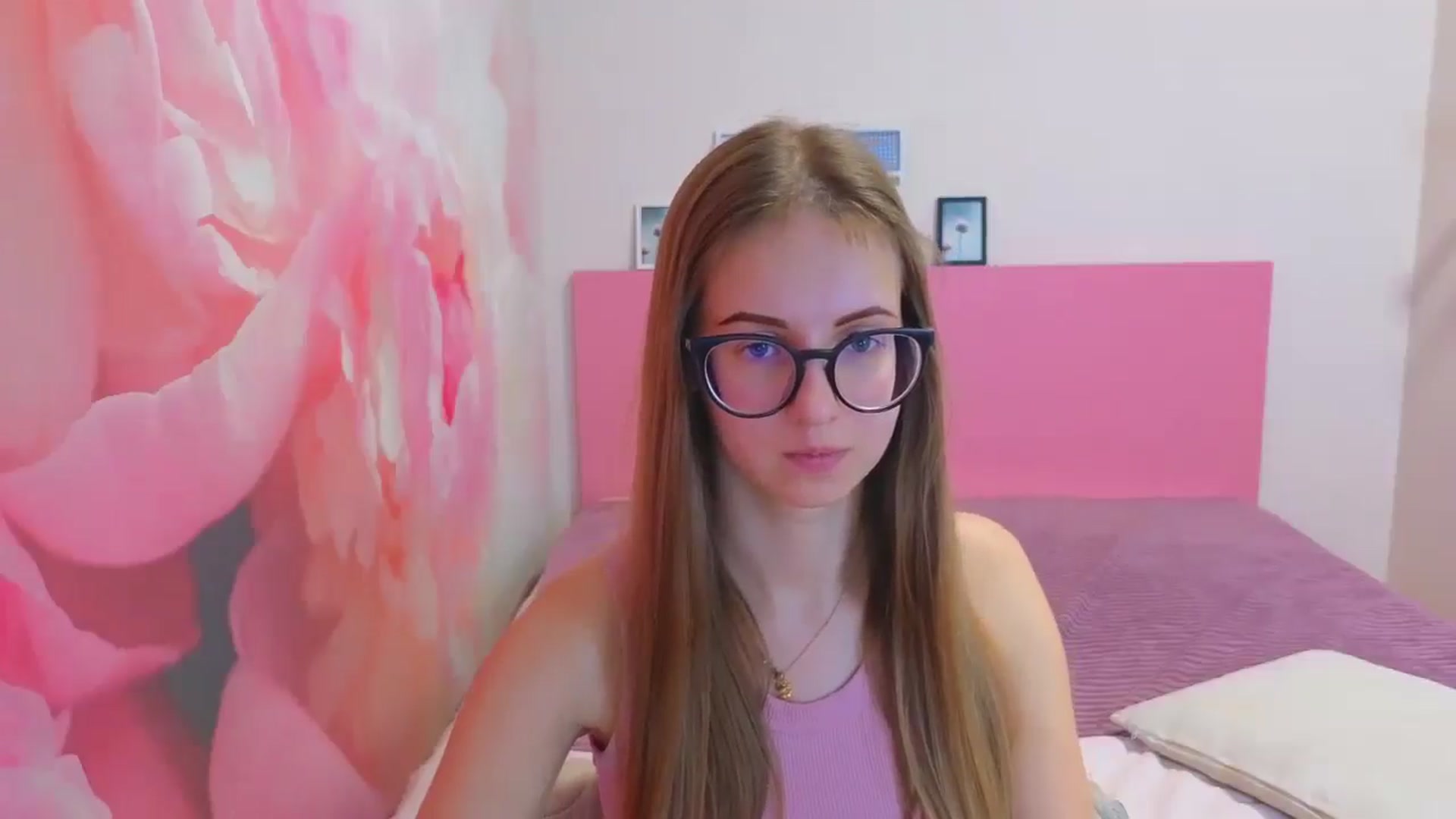 Gallery image thumbnail from Kristina_Adel's myfreecams stream on, 01/12/2026, 10:58 image 7 of 20