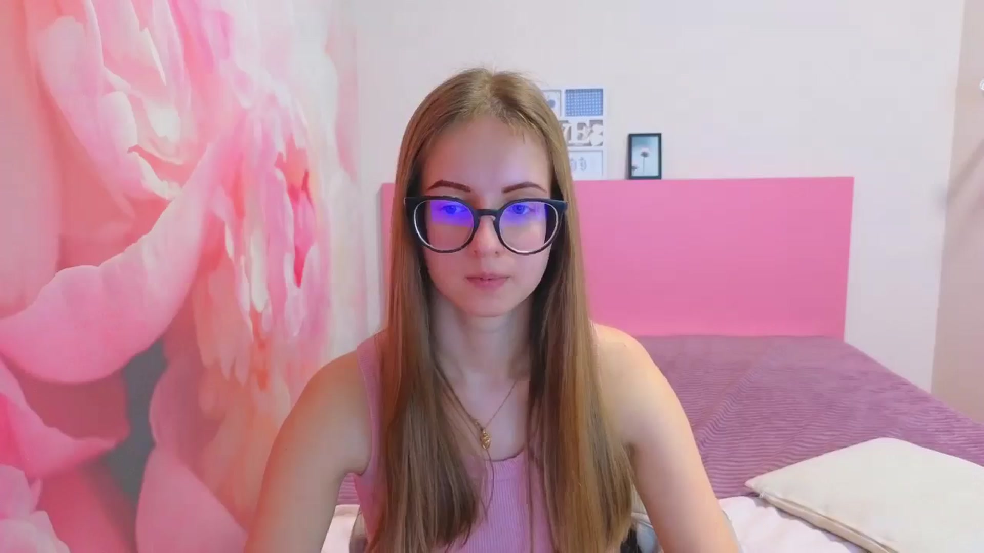 Gallery image thumbnail from Kristina_Adel's myfreecams stream on, 01/12/2026, 10:58 image 12 of 20
