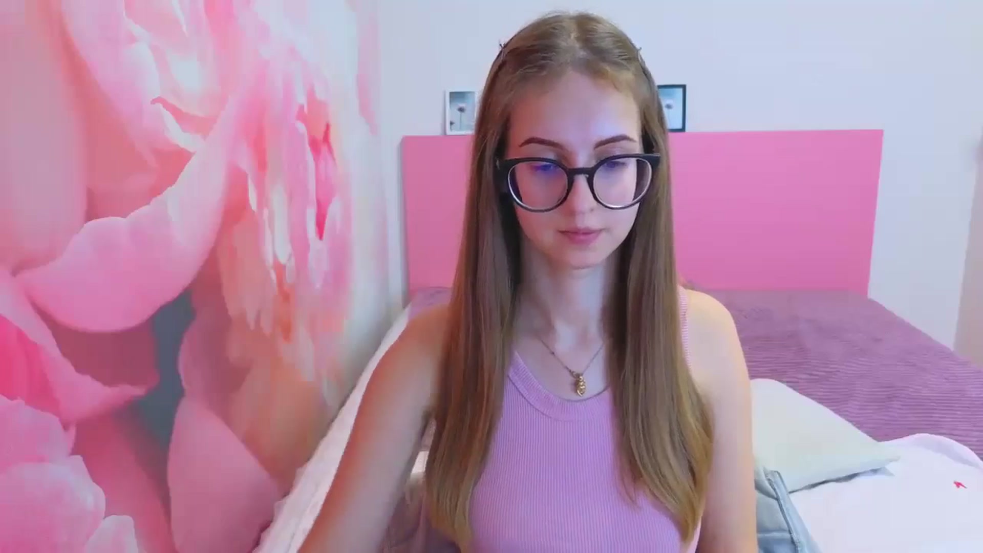 Gallery image thumbnail from Kristina_Adel's myfreecams stream on, 01/14/2026, 09:33 image 11 of 20