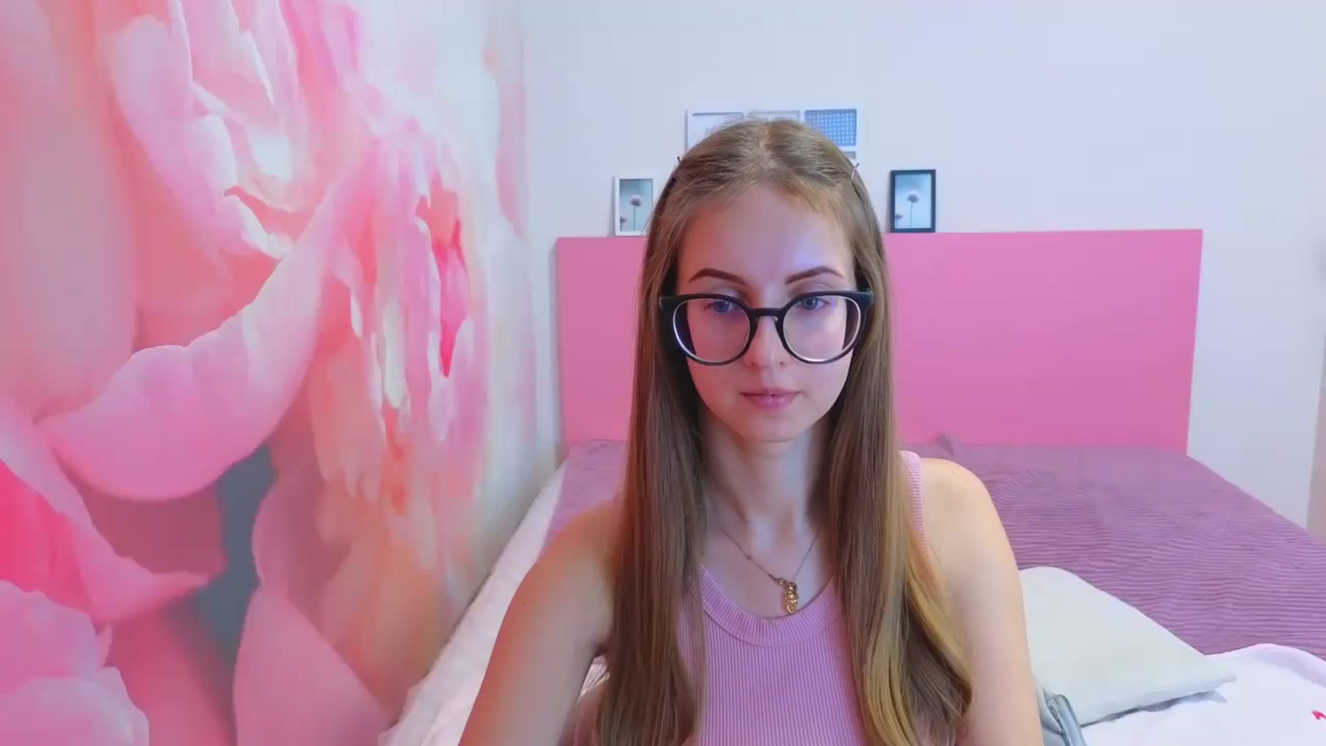 Gallery image thumbnail from Kristina_Adel's myfreecams stream on, 01/14/2026, 10:01 image 14 of 20