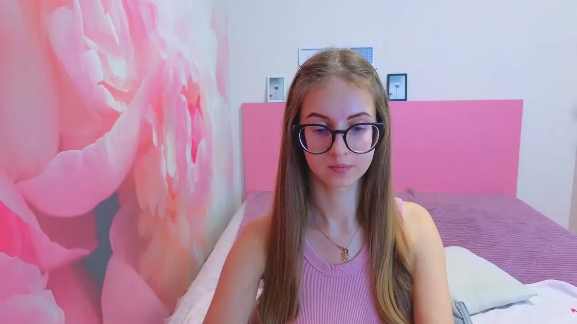Gallery image thumbnail from Kristina_Adel's myfreecams stream on, 01/14/2026, 10:01 image 13 of 20