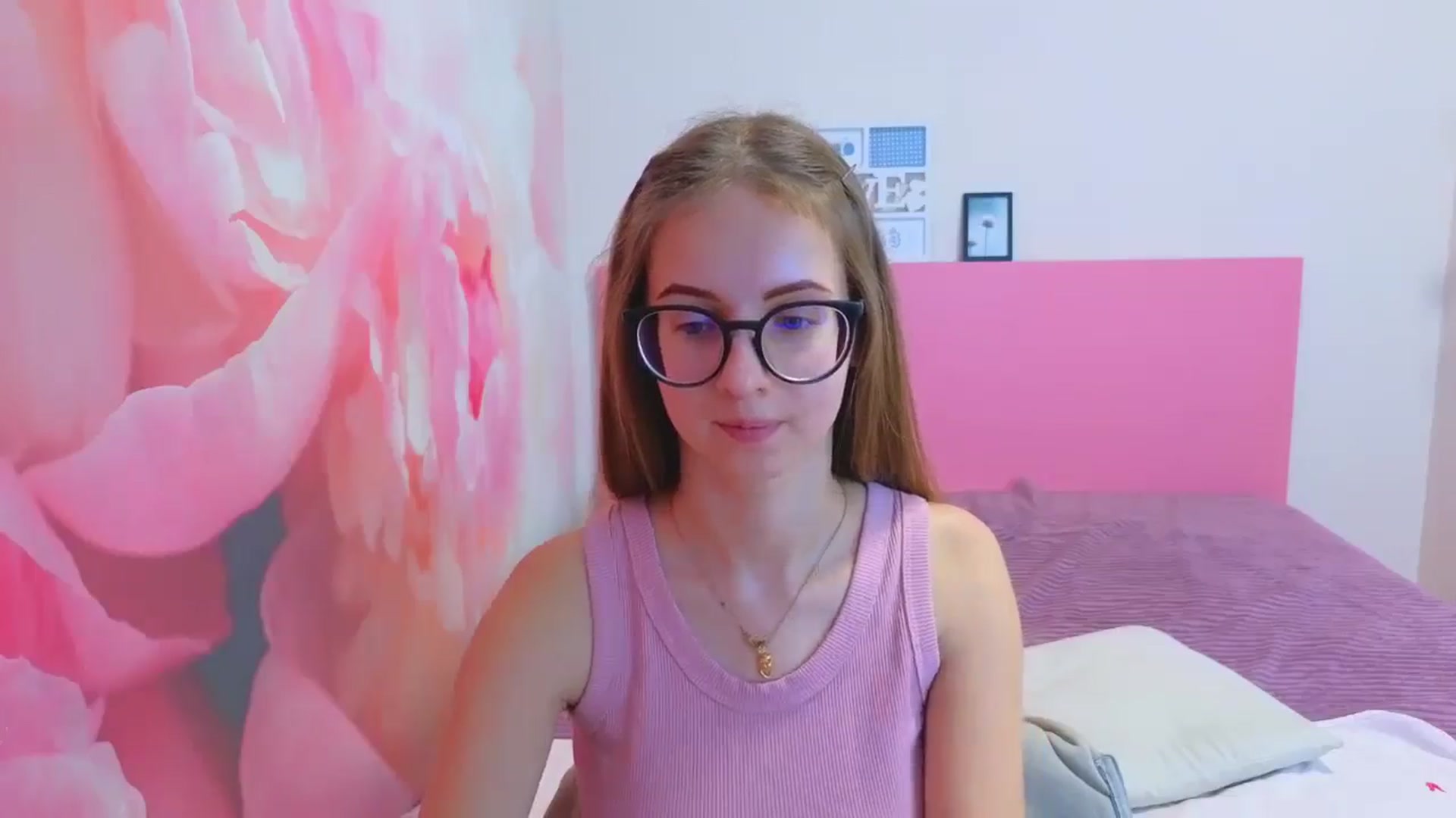Gallery image thumbnail from Kristina_Adel's myfreecams stream on, 01/14/2026, 10:01 image 17 of 20