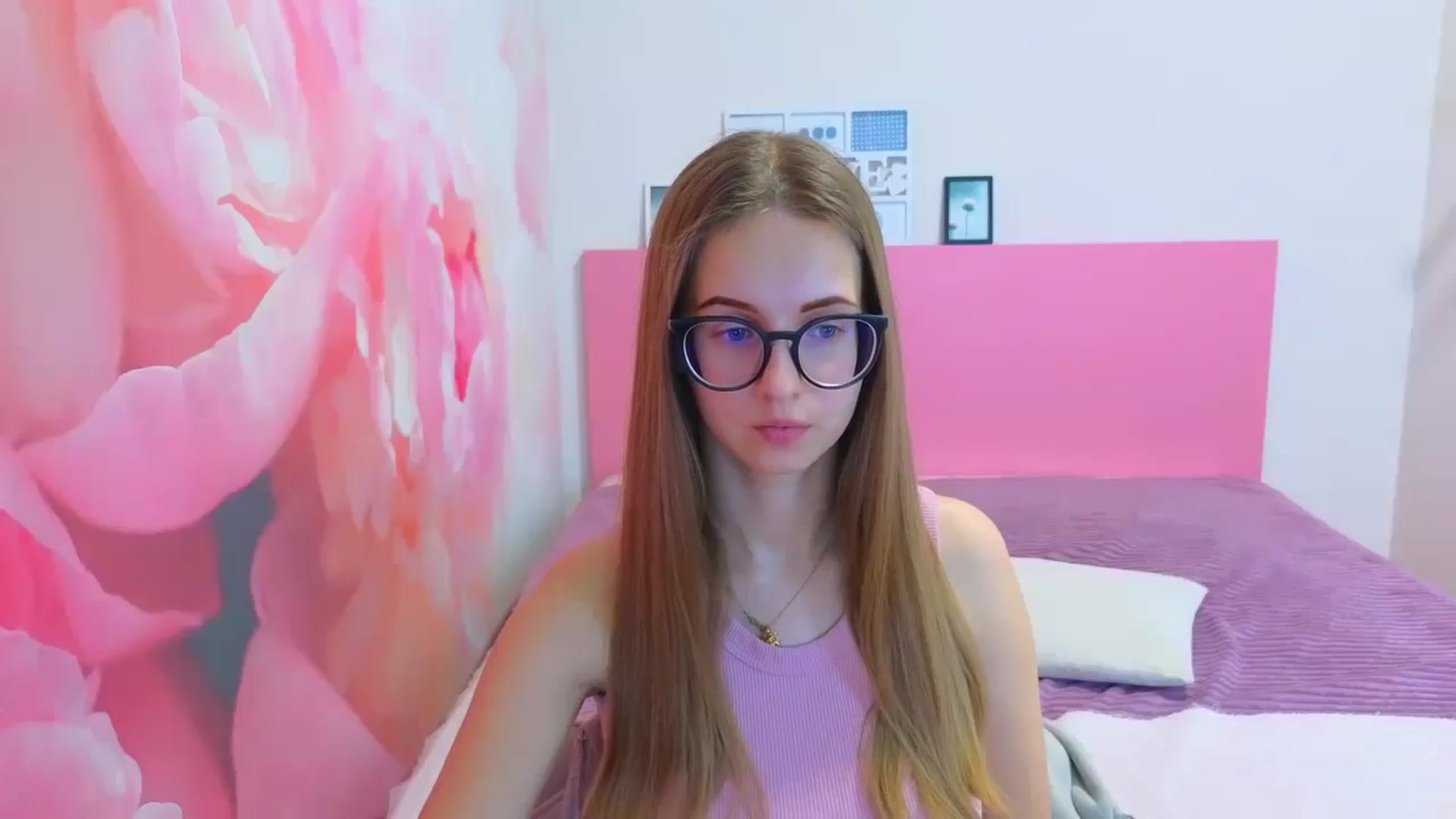 Gallery image thumbnail from Kristina_Adel's myfreecams stream on, 01/15/2026, 13:53 image 16 of 20