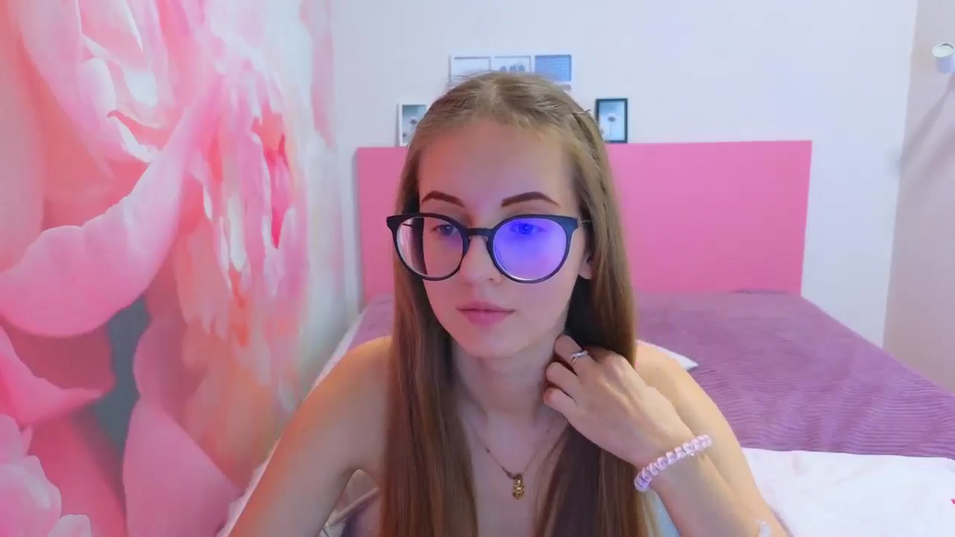 Gallery image thumbnail from Kristina_Adel's myfreecams stream on, 01/16/2026, 08:44 image 12 of 20