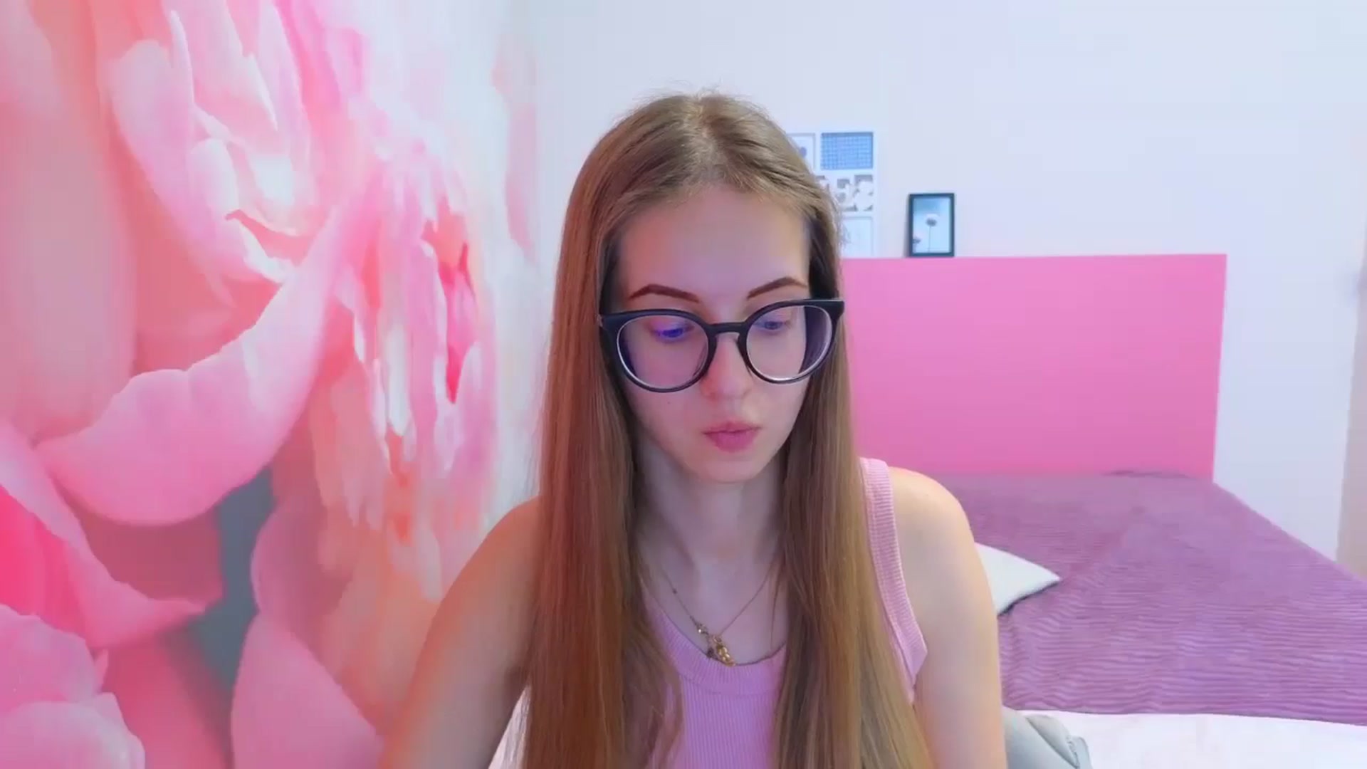 Gallery image thumbnail from Kristina_Adel's myfreecams stream on, 01/16/2026, 09:50 image 15 of 20