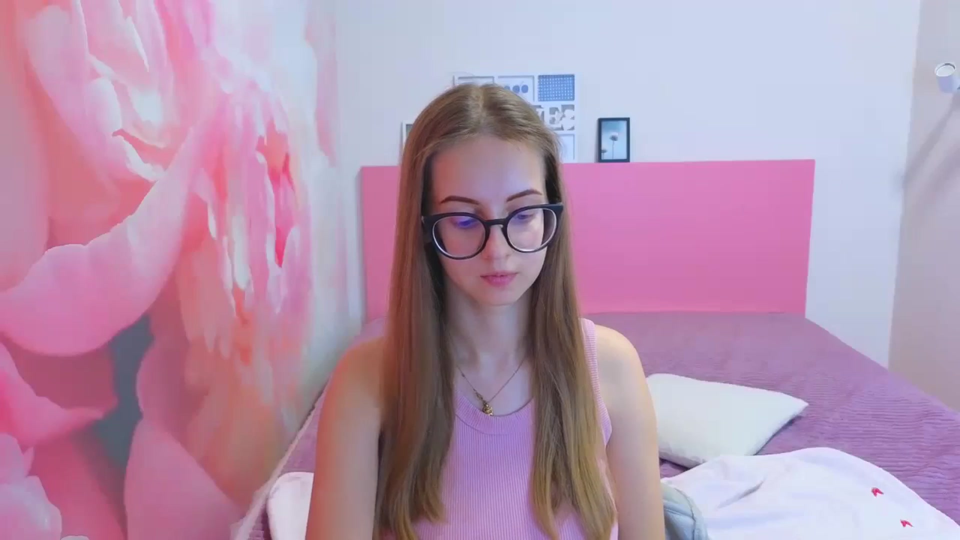 Gallery image thumbnail from Kristina_Adel's myfreecams stream on, 01/17/2026, 10:33 image 11 of 20