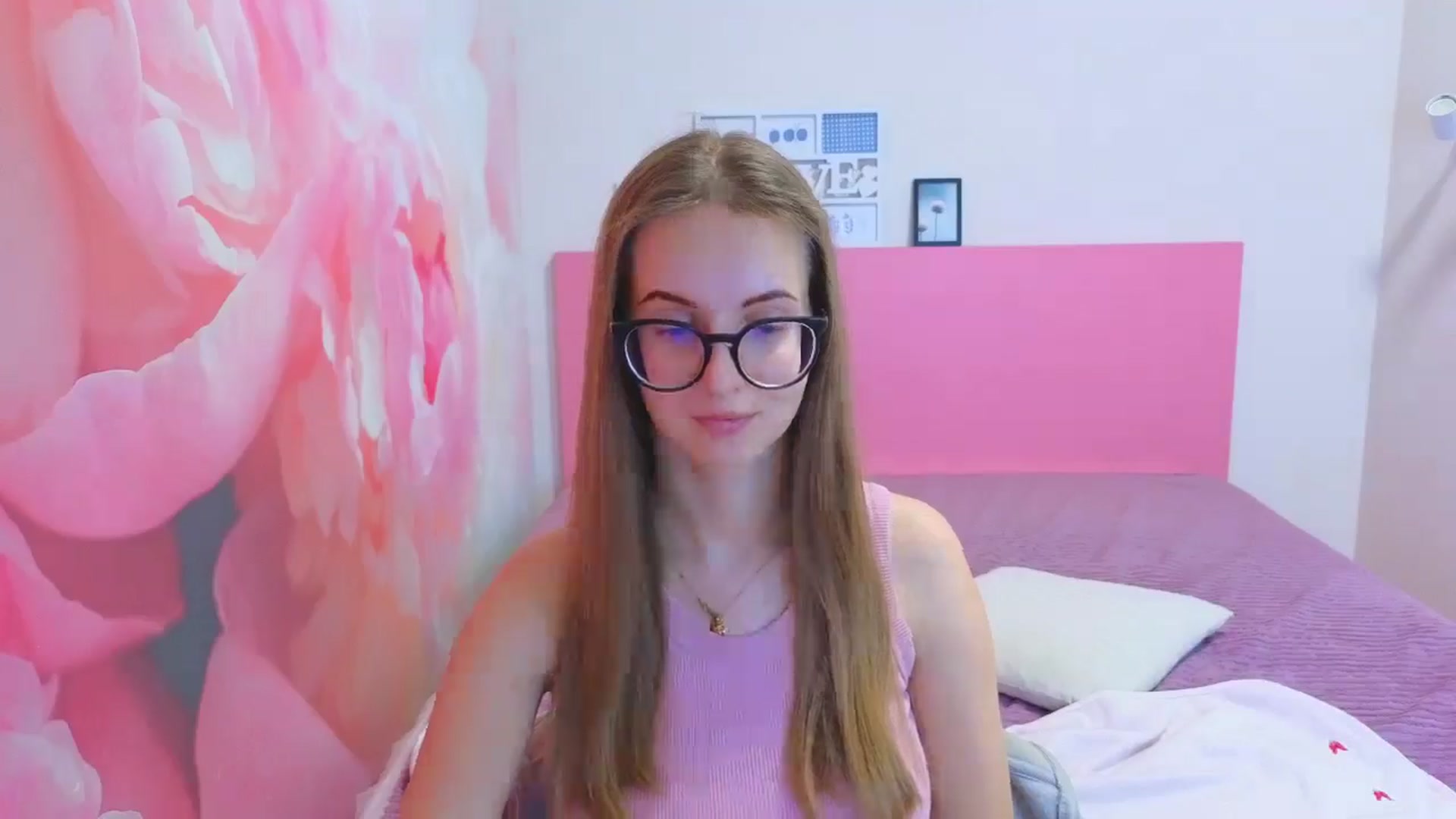 Gallery image thumbnail from Kristina_Adel's myfreecams stream on, 01/17/2026, 10:33 image 10 of 20
