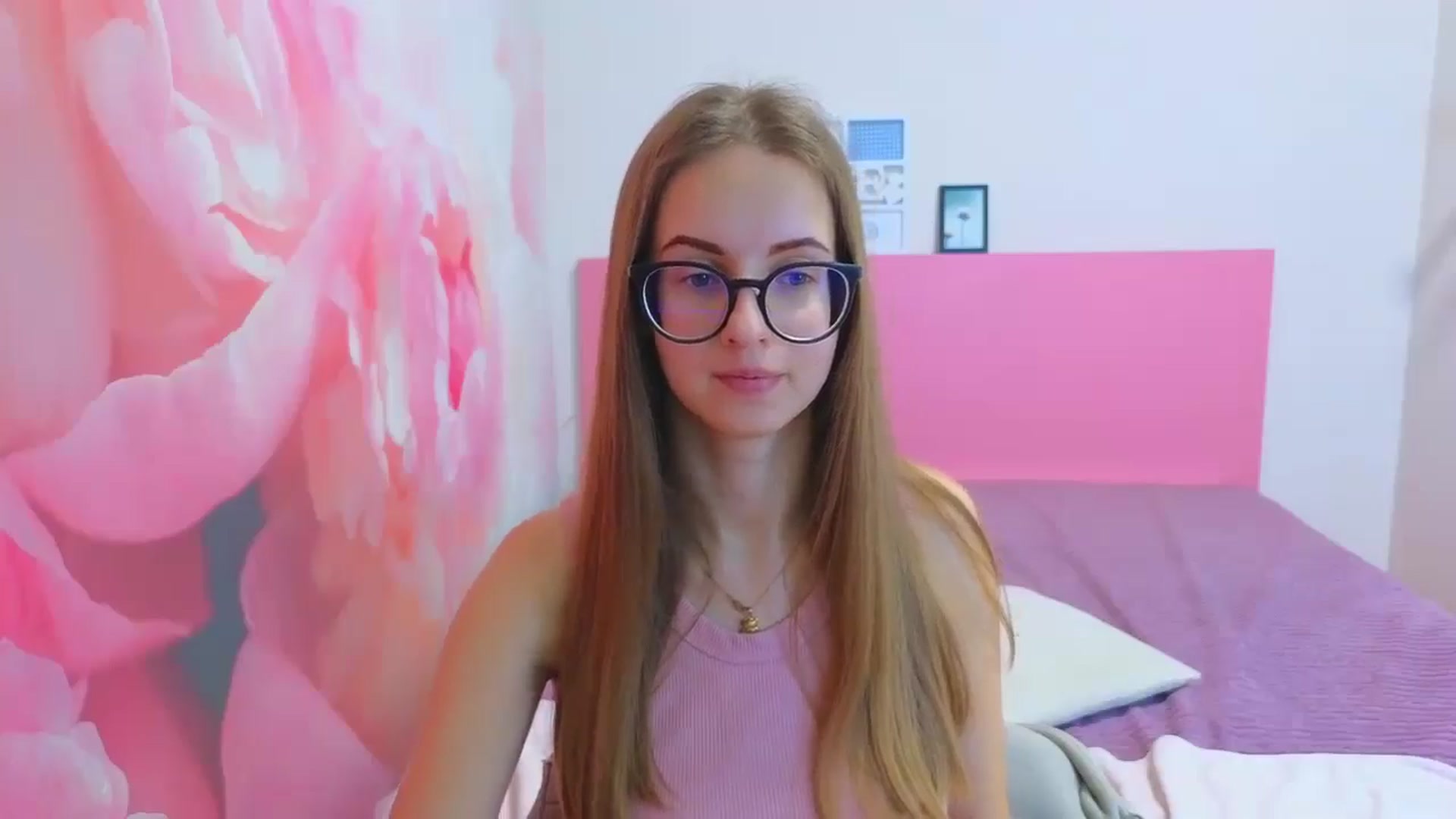 Gallery image thumbnail from Kristina_Adel's myfreecams stream on, 01/20/2026, 08:44 image 19 of 20